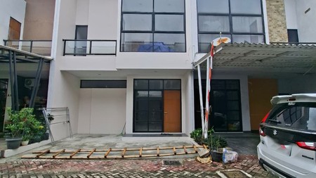 Rumah Cantik 2 Lantai di Ciputat Siap Huni dengan 3 KT dan 2+1 KM sudah SHM@Ciputat
