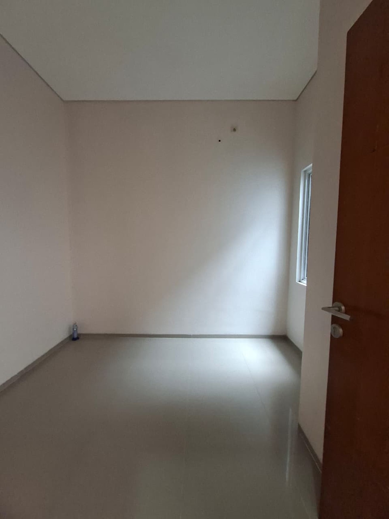 Rumah Cantik 2 Lantai di Ciputat Siap Huni dengan 3 KT dan 2+1 KM sudah SHM@Ciputat