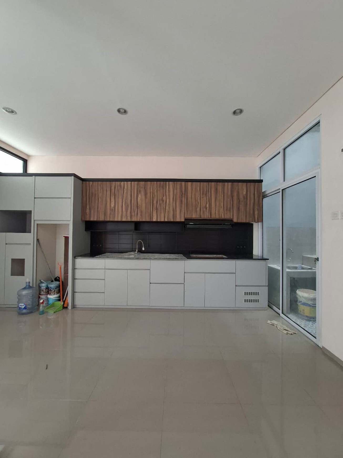 Rumah Cantik 2 Lantai di Ciputat Siap Huni dengan 3 KT dan 2+1 KM sudah SHM@Ciputat