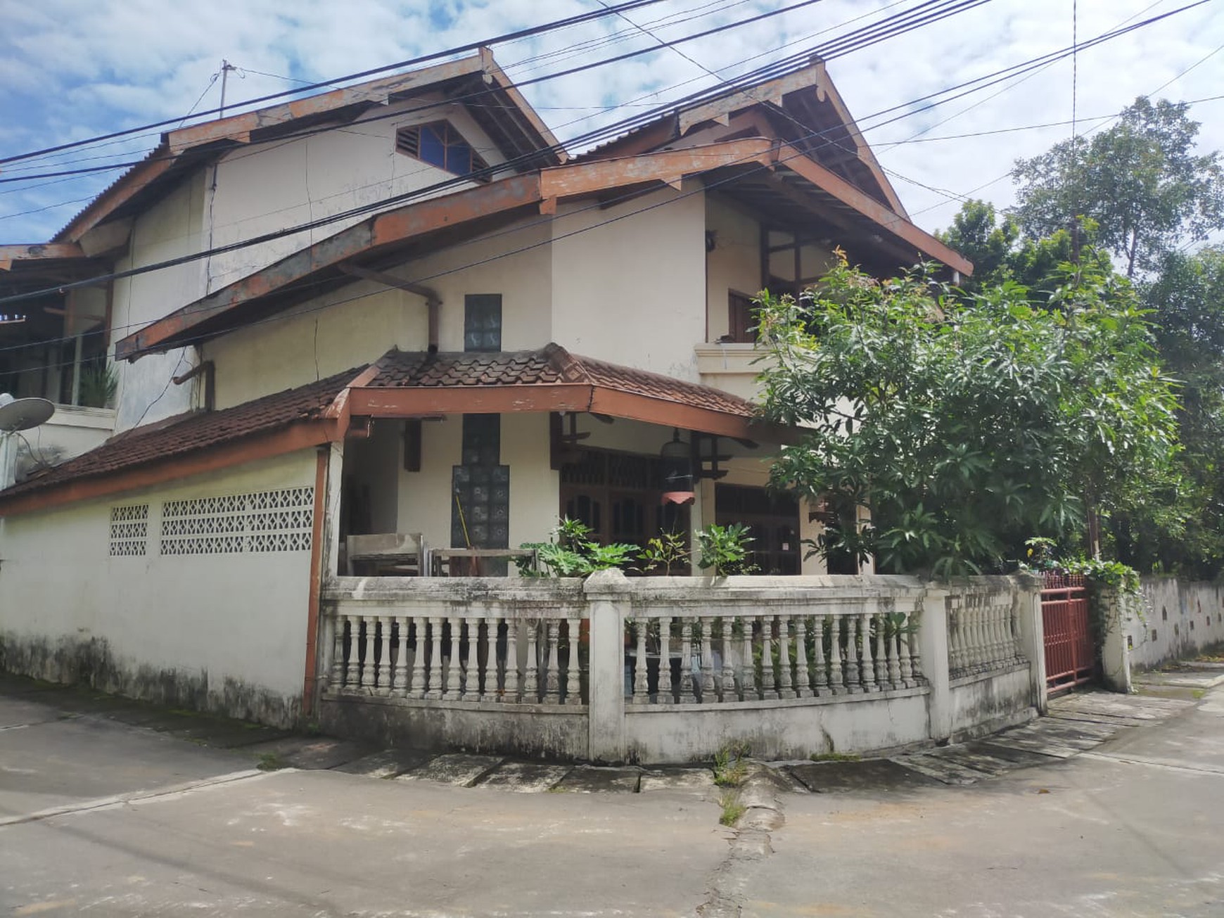 Investasi Rumah & Kost 21 Kamar Lokasi Dekat Ambarukmo Plaza