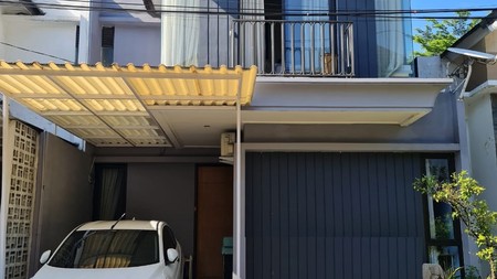 Rumah Bagus, 2 Lantai, Siap huni, lokasi strategis dekat ST. Pd Ranji di Bintaro