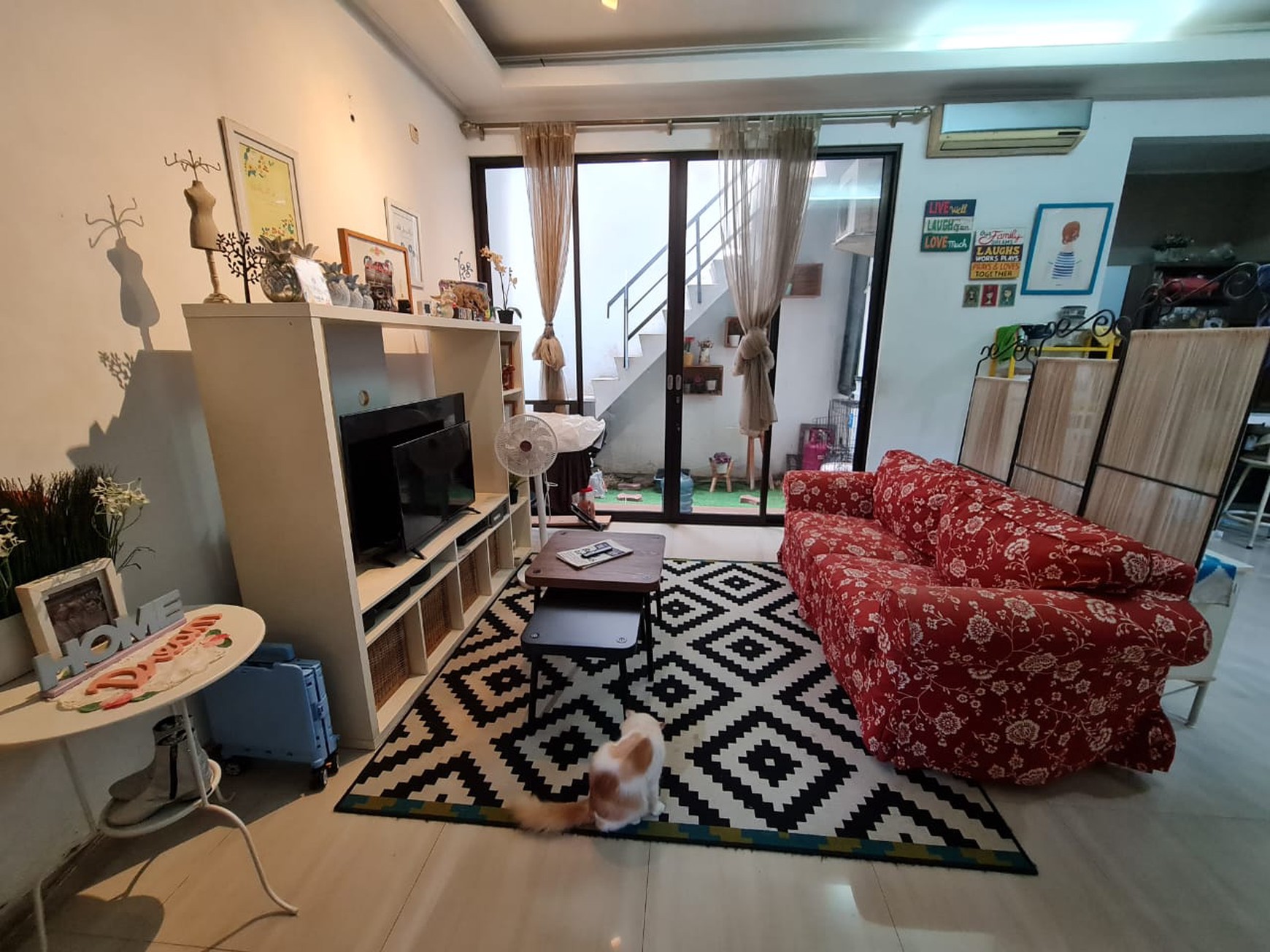 Rumah Bagus, 2 Lantai, Siap huni, lokasi strategis dekat ST. Pd Ranji di Bintaro