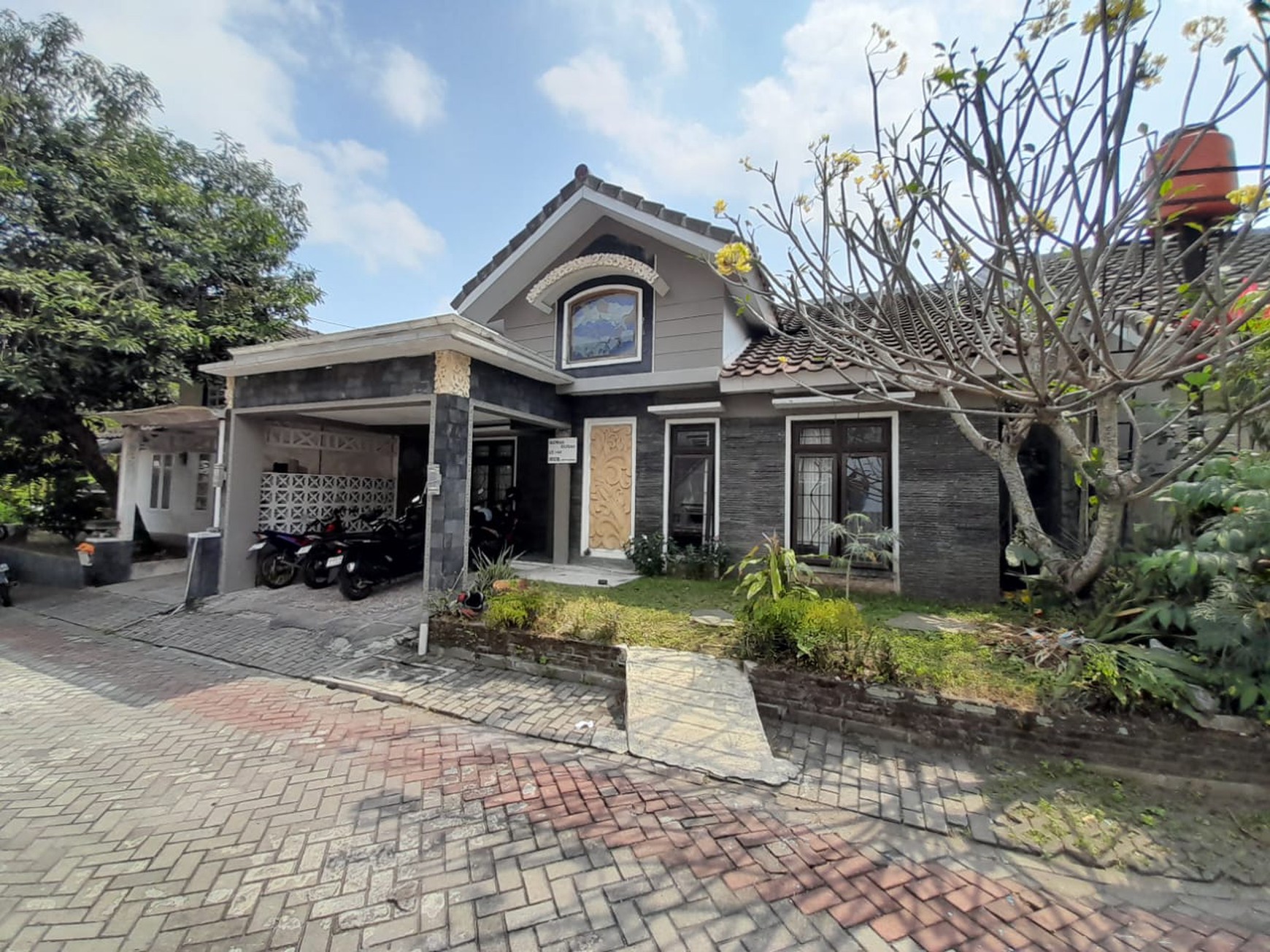 Dijual Rumah Siap Huni di Taman Merapi, Sinduharjo - Ngaglik, Sleman