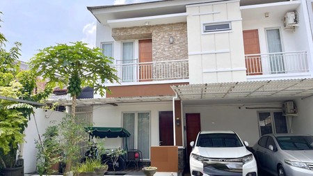 Rumah bagus, rapih dan apik dalam Cluster kemanan 24 jam di Bintaro