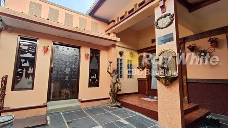 Idaman Banget ! Rumah plus Kantor Full Furnish di Pusat Kota Dekat Dengan Sekolah BPK Sudirman dan BPK Cibabat