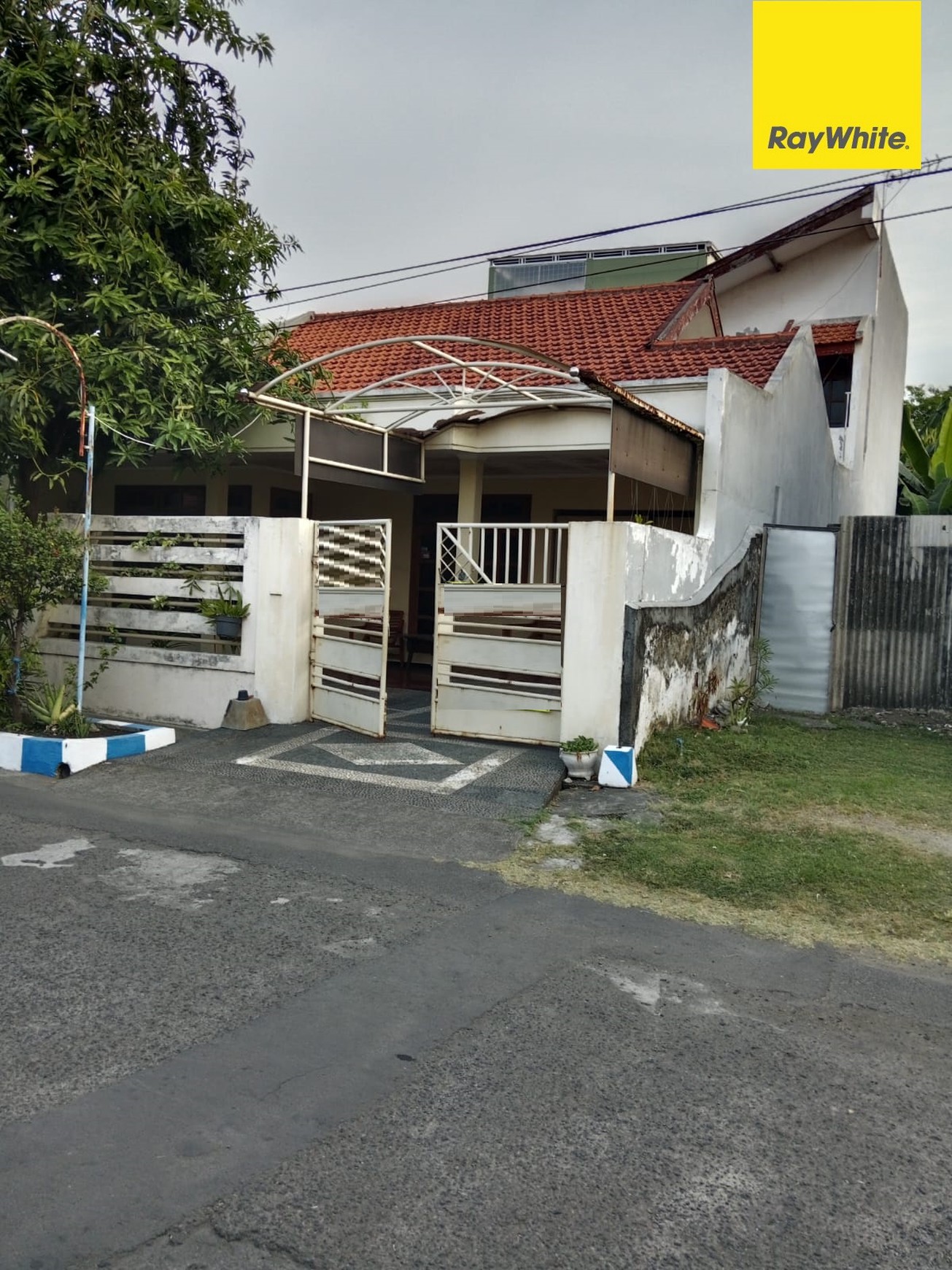 Dijual Rumah di Medokan Asri Tengah Rungkut Surabaya