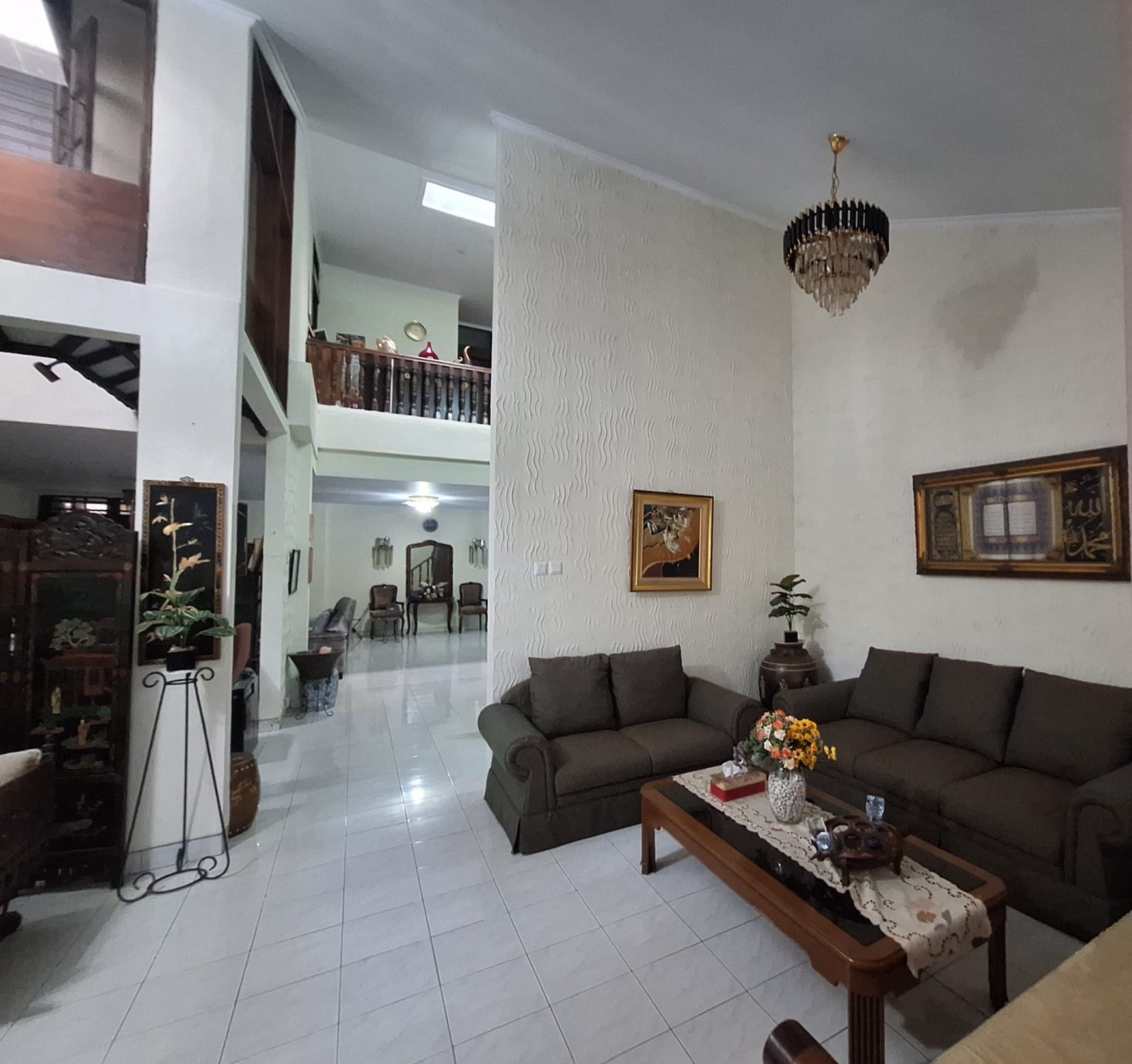 Rumah Mewah Cempaka Putih Tengah, Jakarta Pusat