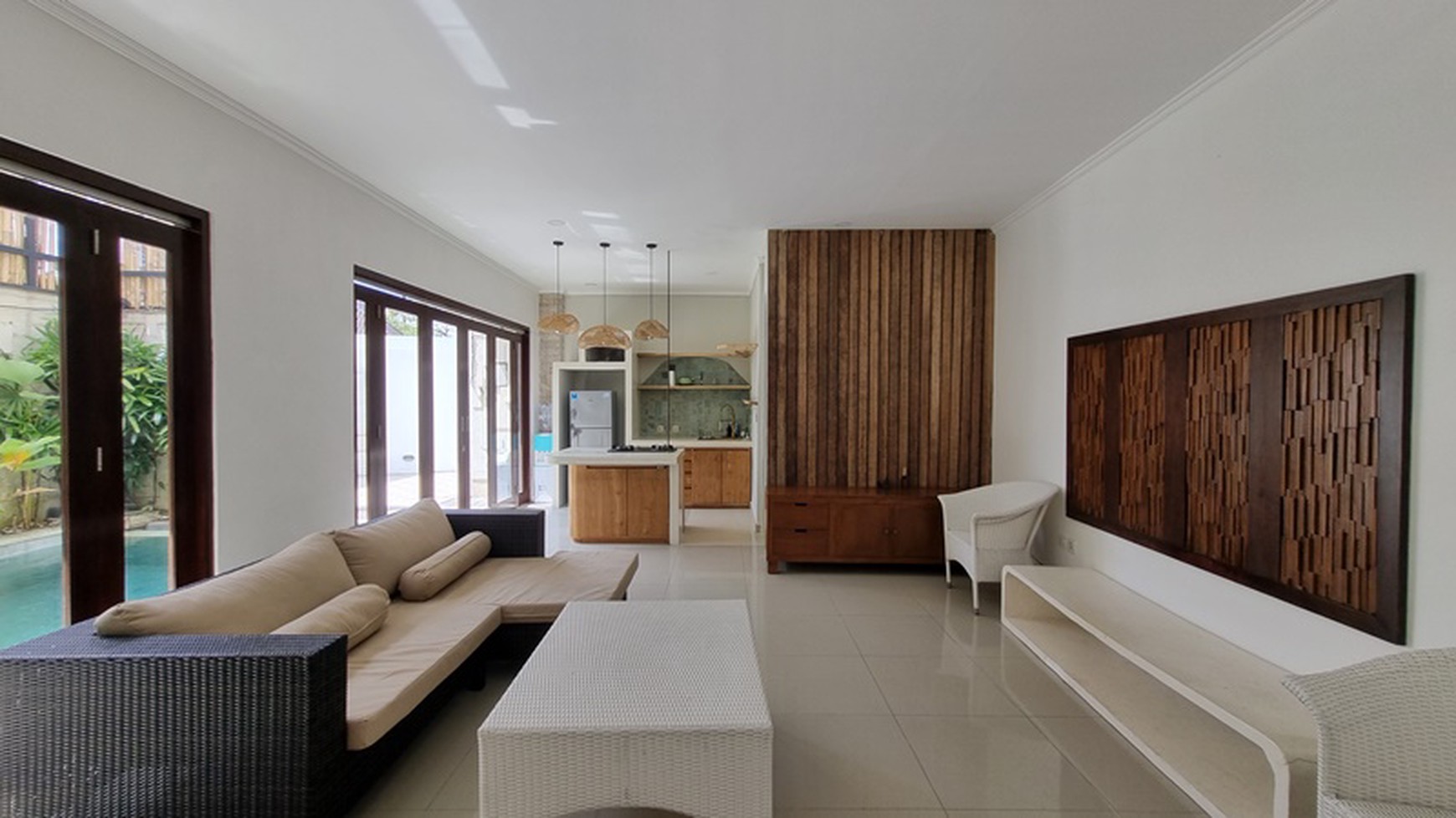 Modern Villa For Sale with Rice Field View and Wide Access in Kerobokan Area