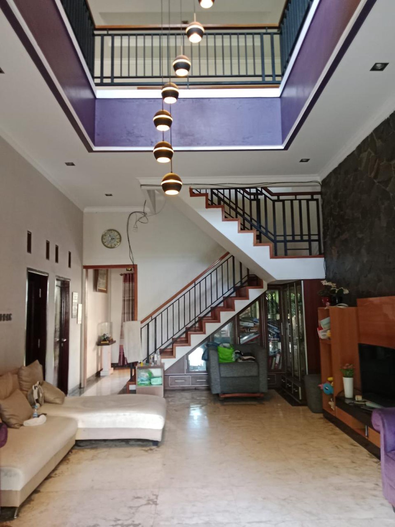 Rumah Mewah di Pasar Rebo, jakarta Timur