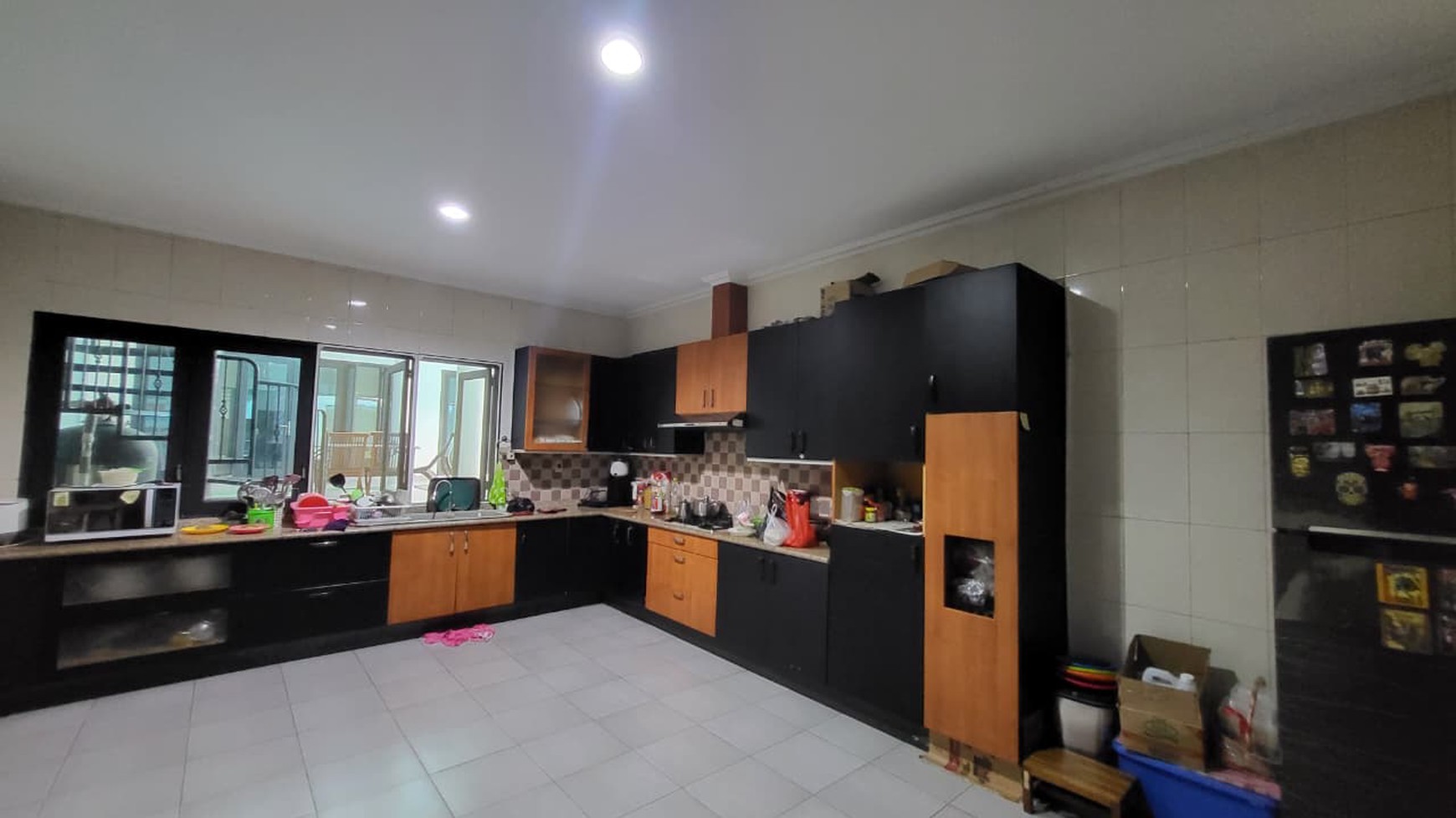 Rumah Mewah Dengan Kolam Renang Pribadi di Giri Loka BSD