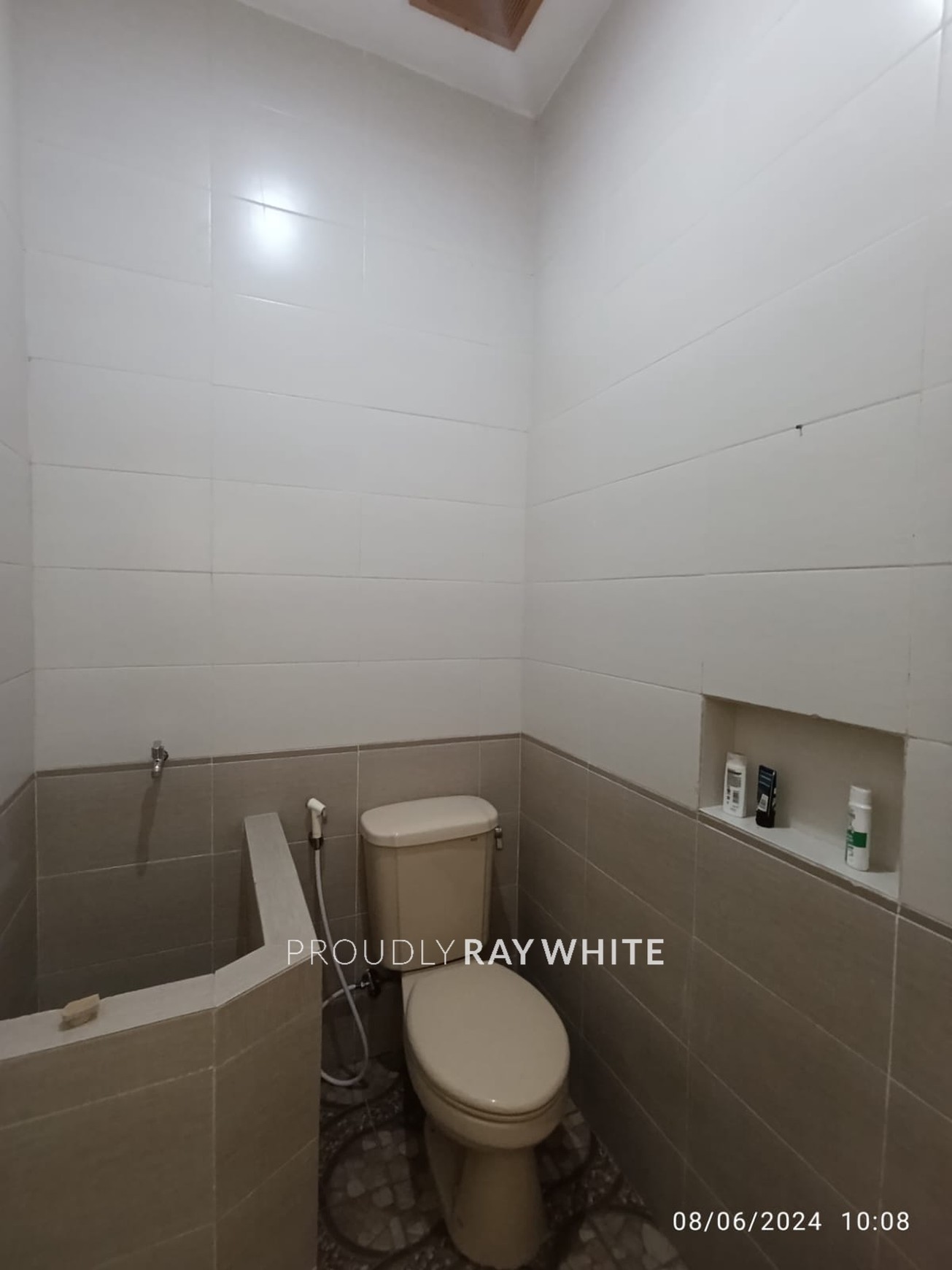 Rumah Wisma Gunung Anyar deket Raya Merr Termurah