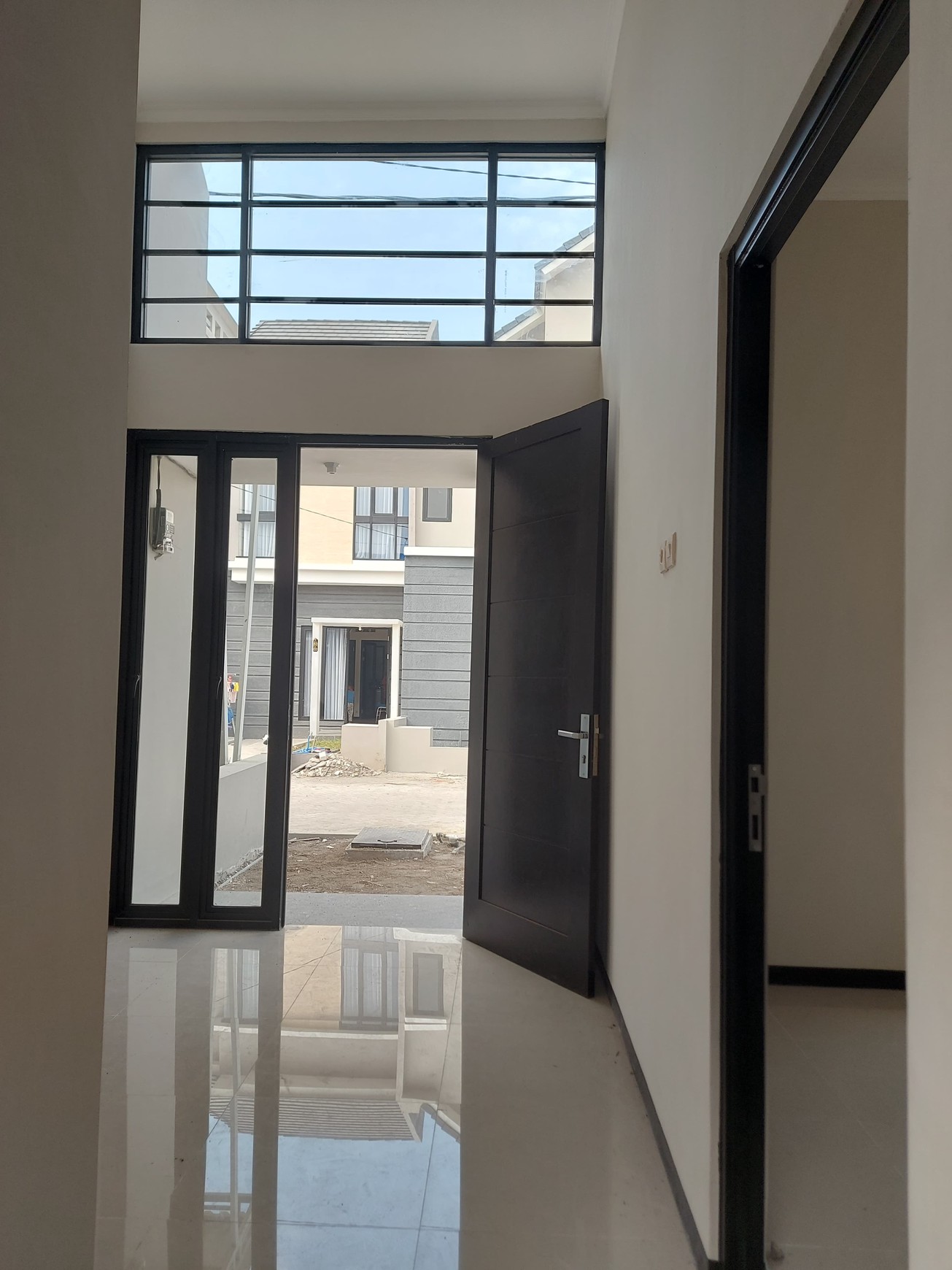 Komplek Rumah baru Termurah di Surabaya Timur deket Merr