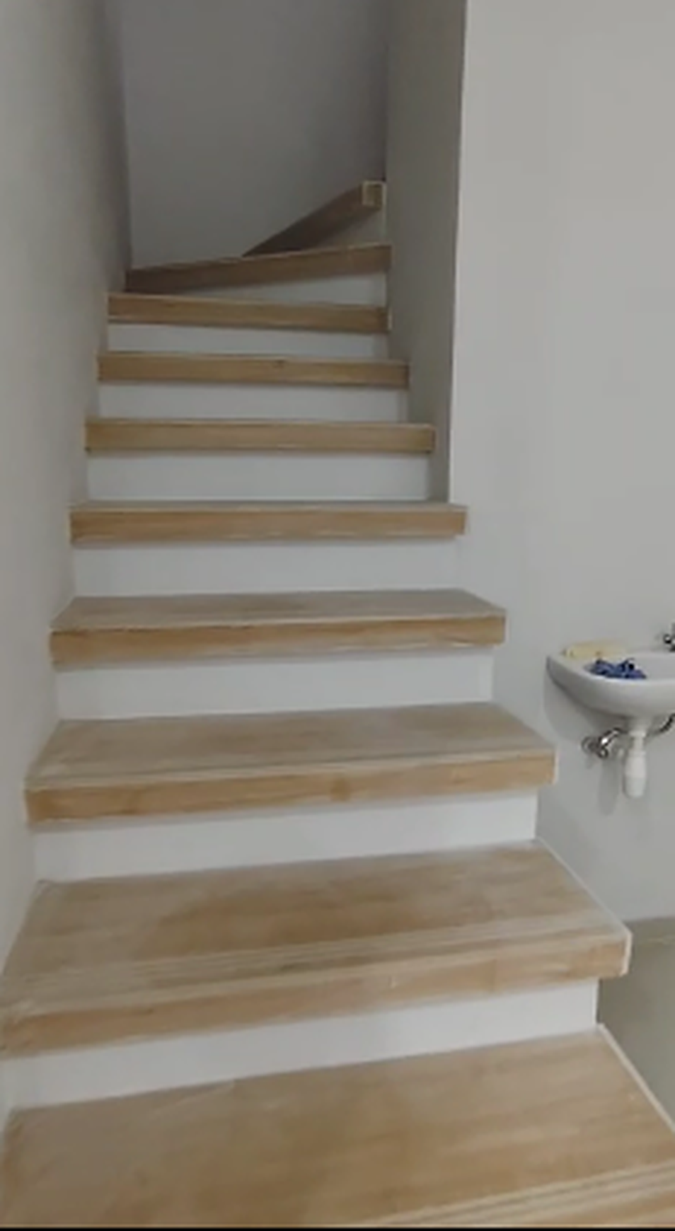 Dijual Rumah Baru Minimalis di Surabaya Timur 2 Lantai