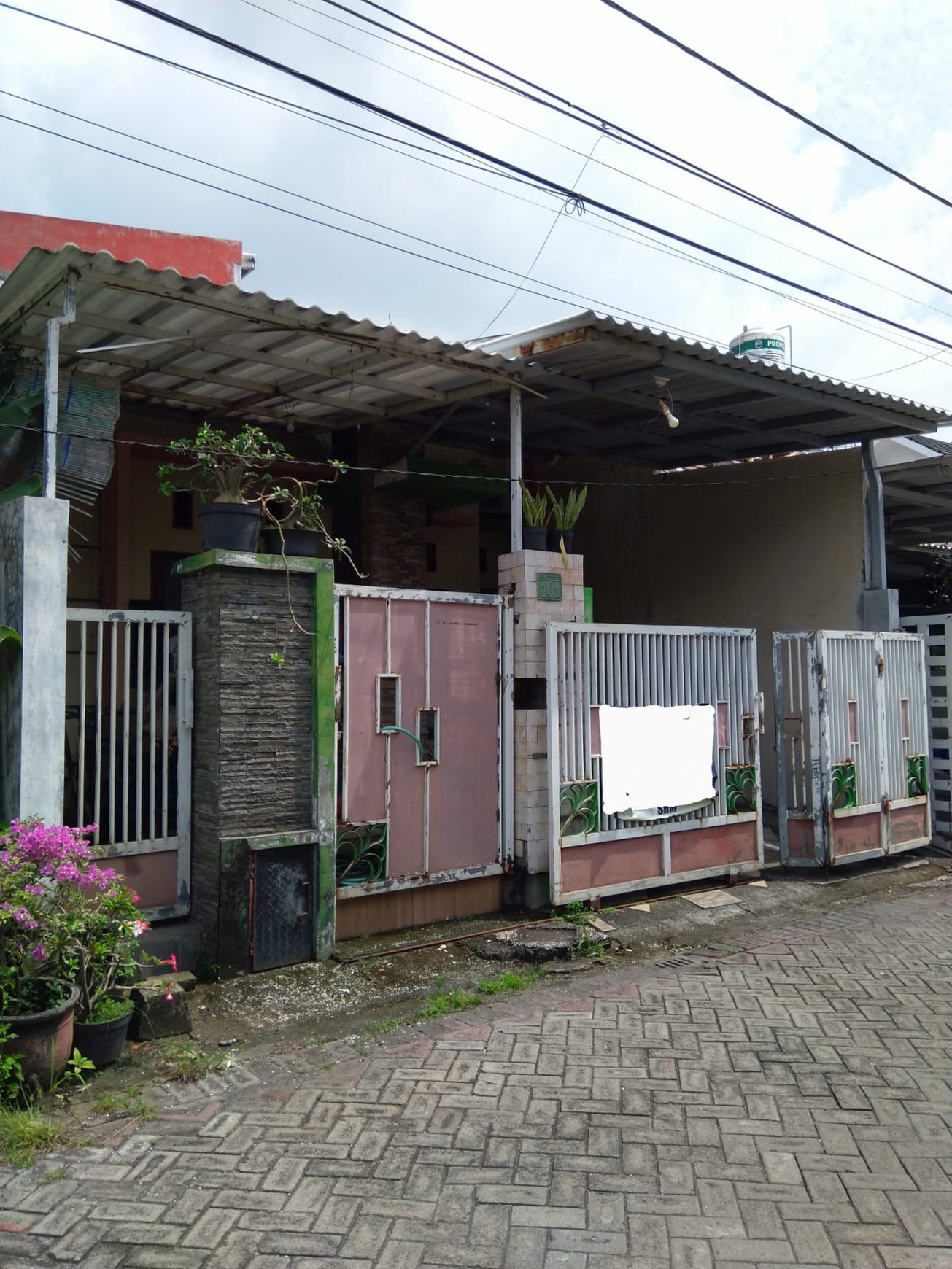 Dijual Rumah Siap Huni di Medokan Ayu Surabaya Timur BU Dekat Kampus UPN