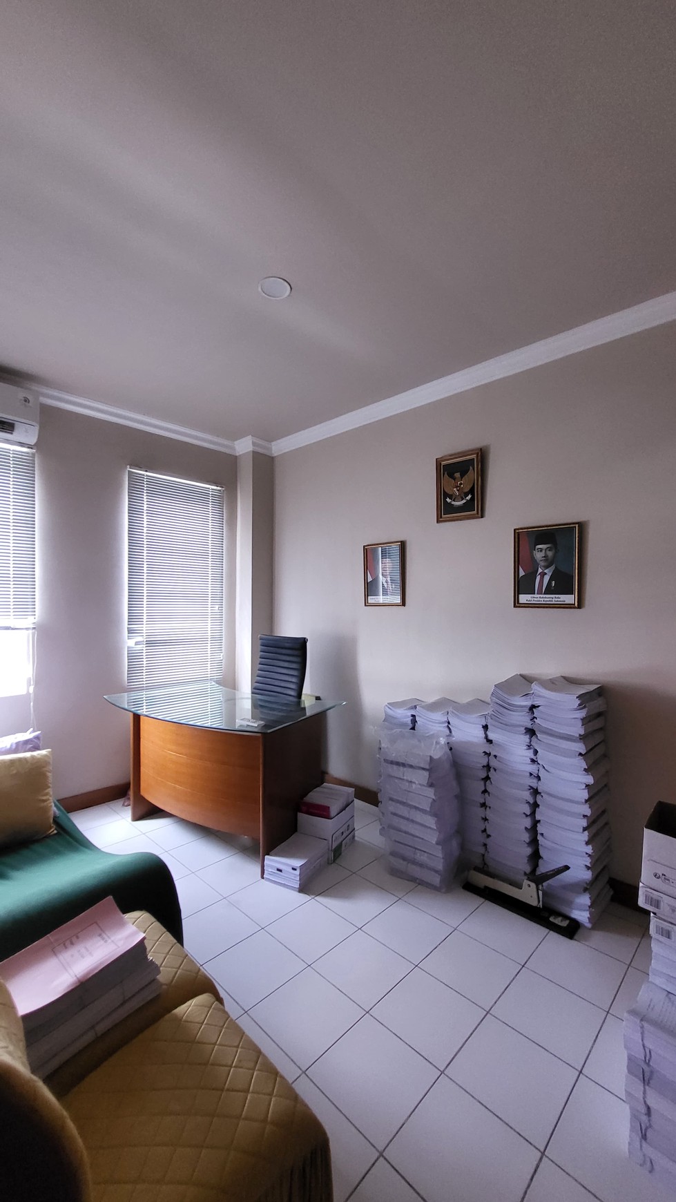 Ruko Hadap Jalan Raya di BSD Dekat Tol dan Pergudangan Taman Tekno