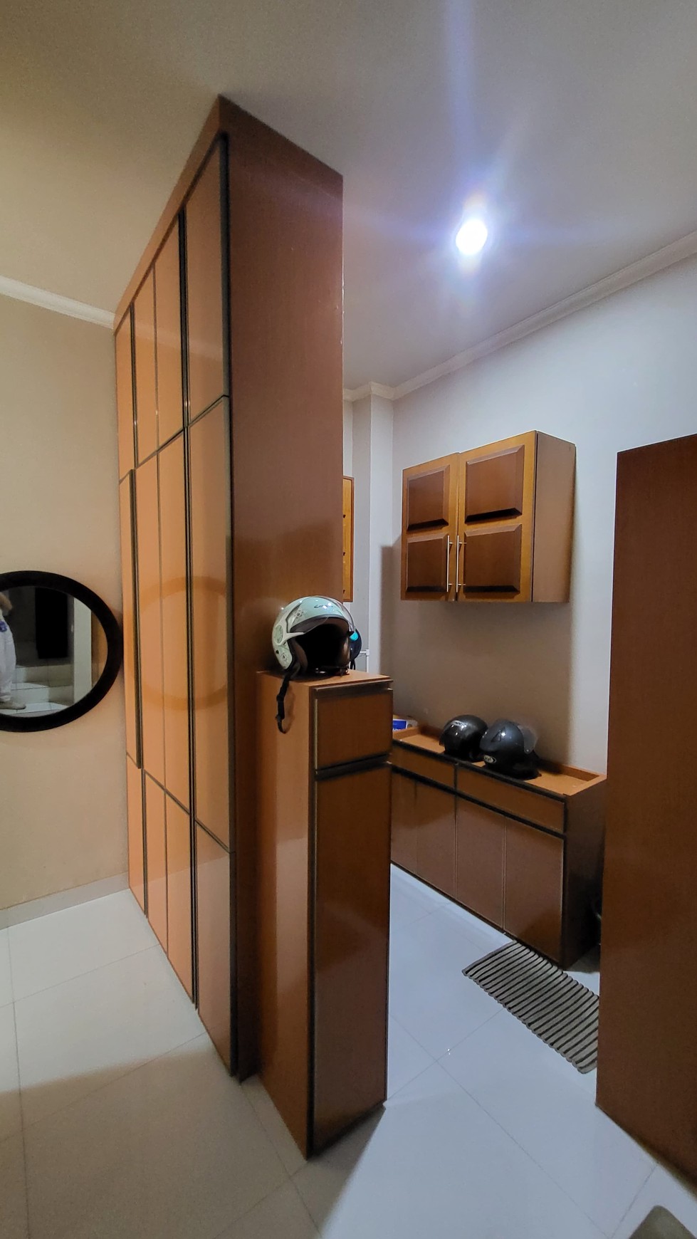 Ruko Hadap Jalan Raya di BSD Dekat Tol dan Pergudangan Taman Tekno