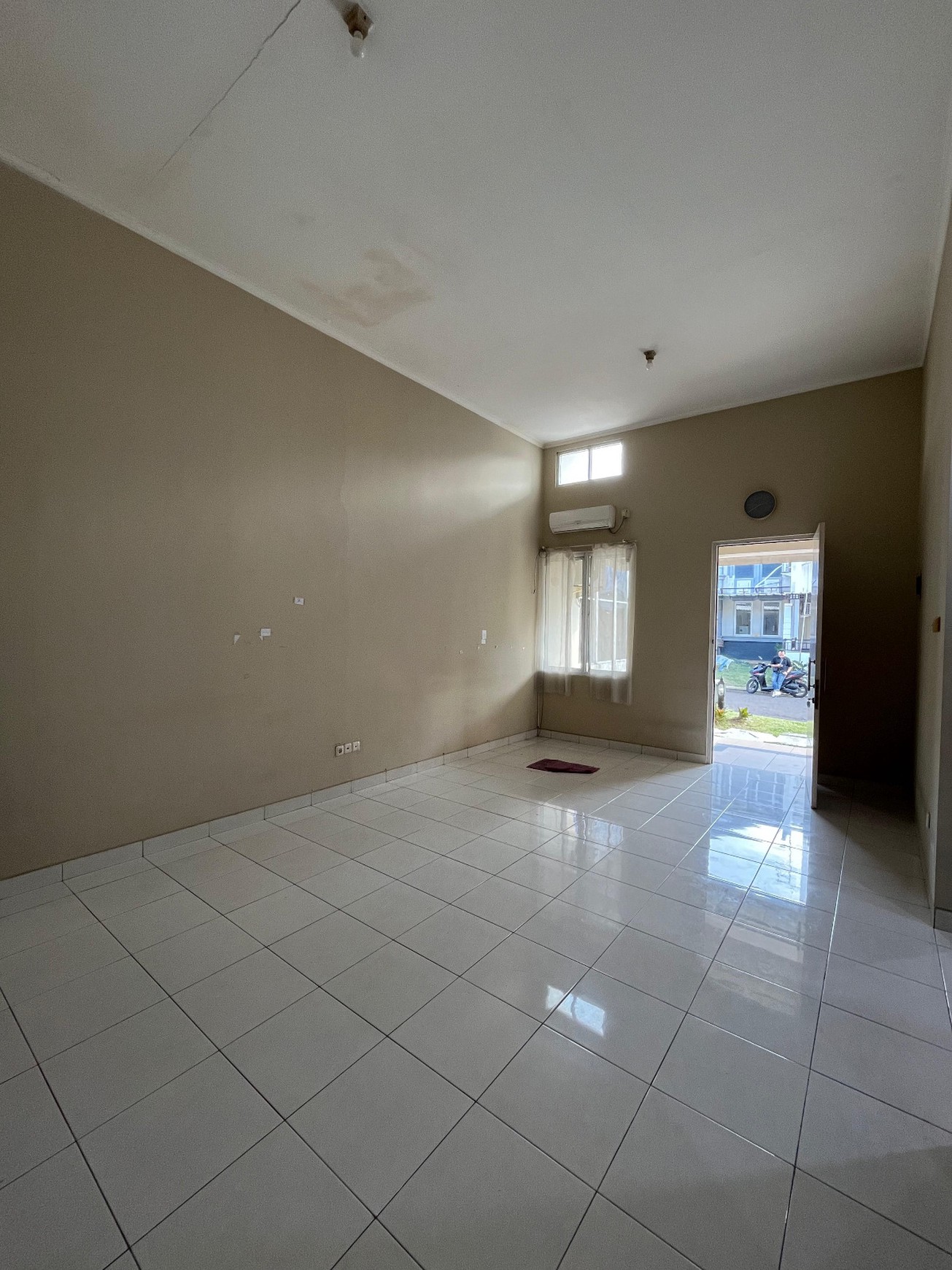 Rumah siap huni per tahun di Kota Wisata