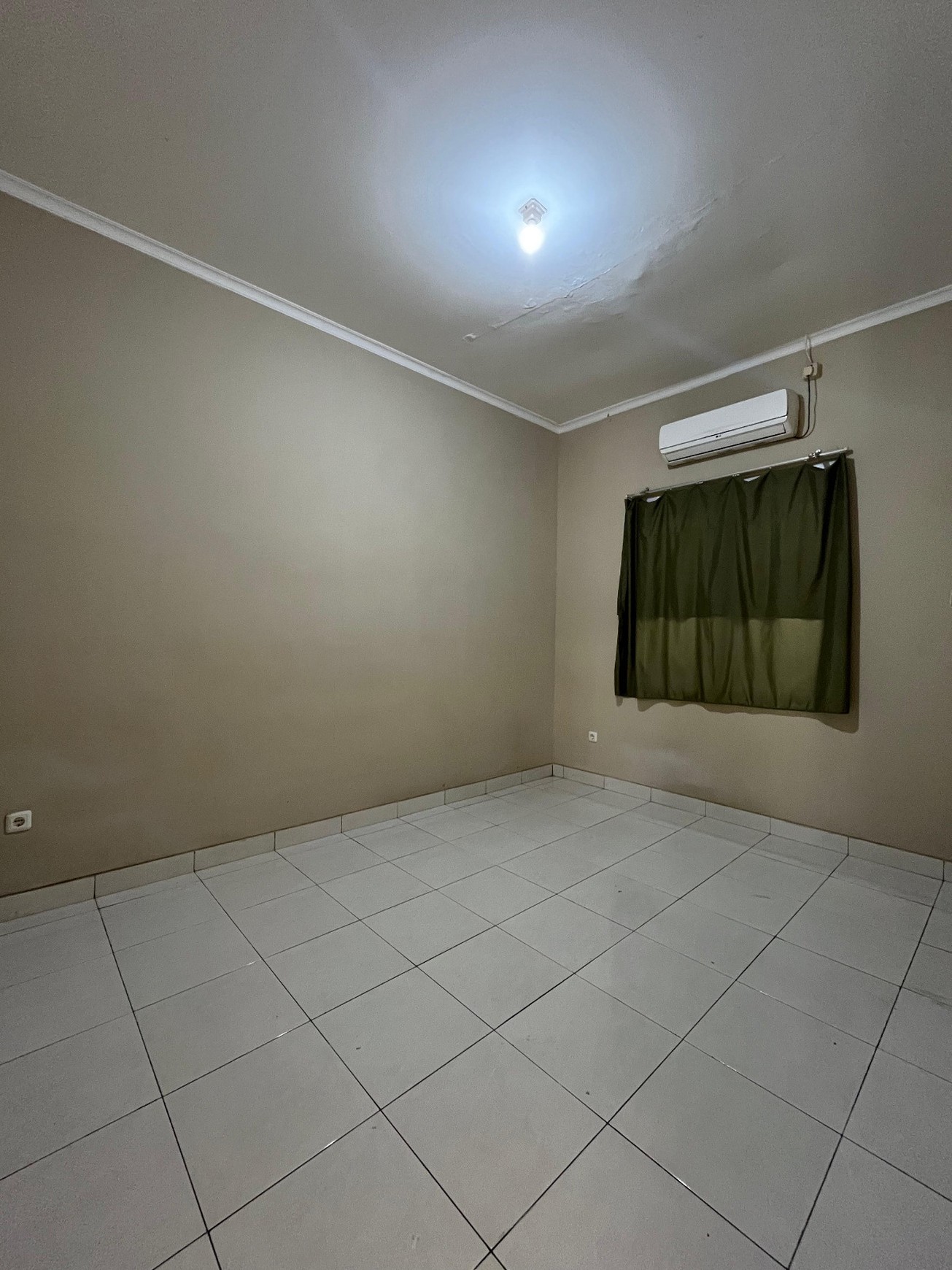 Rumah siap huni per tahun di Kota Wisata