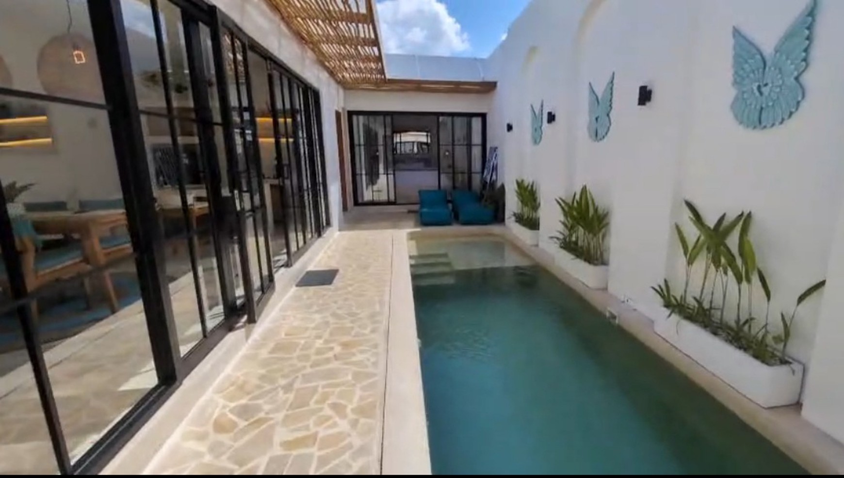 Leasehold- Villa In Seminyak