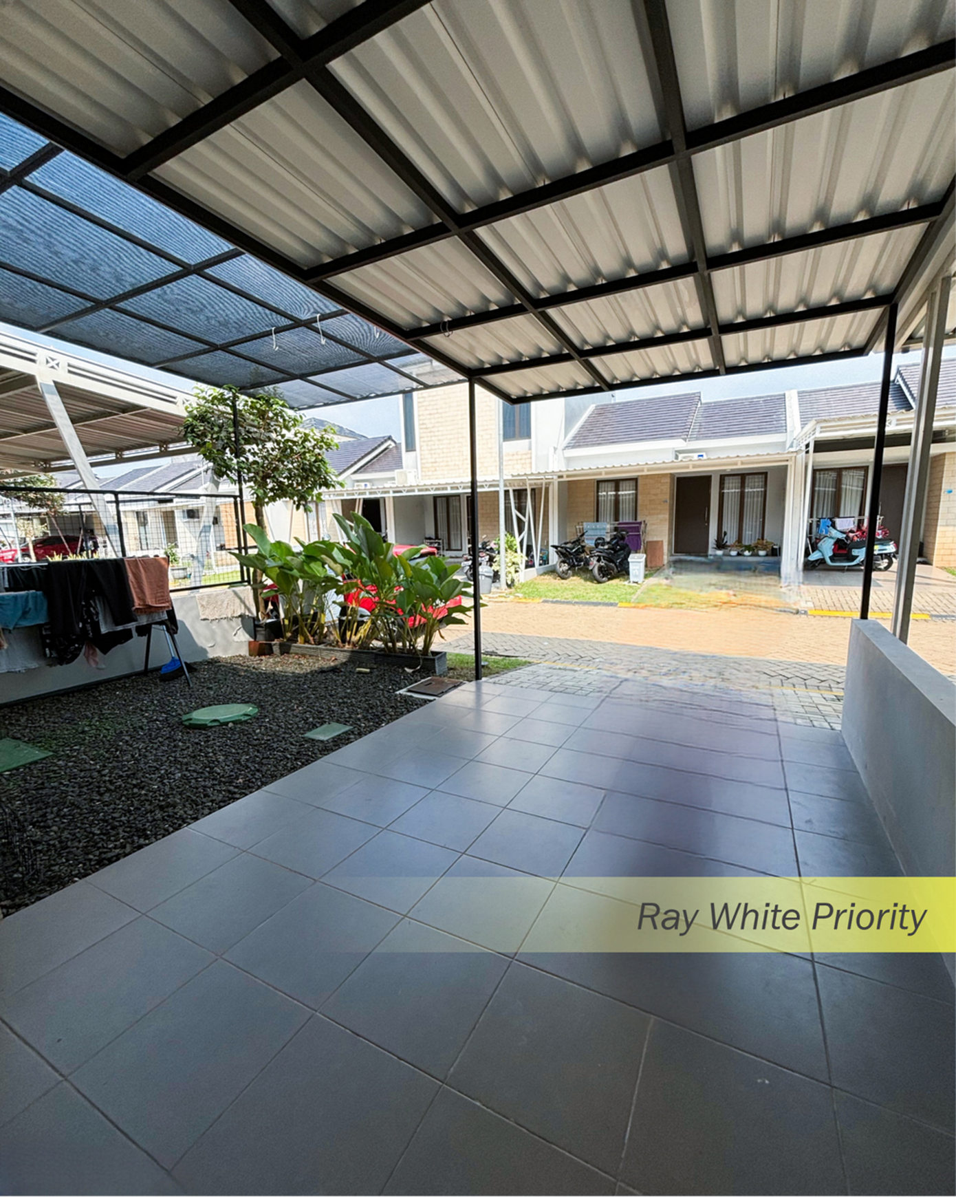 Rumah Minimalis Semi-Furnished di Cluster Fortune Height, Graha Raya Bintaro, Tangsel