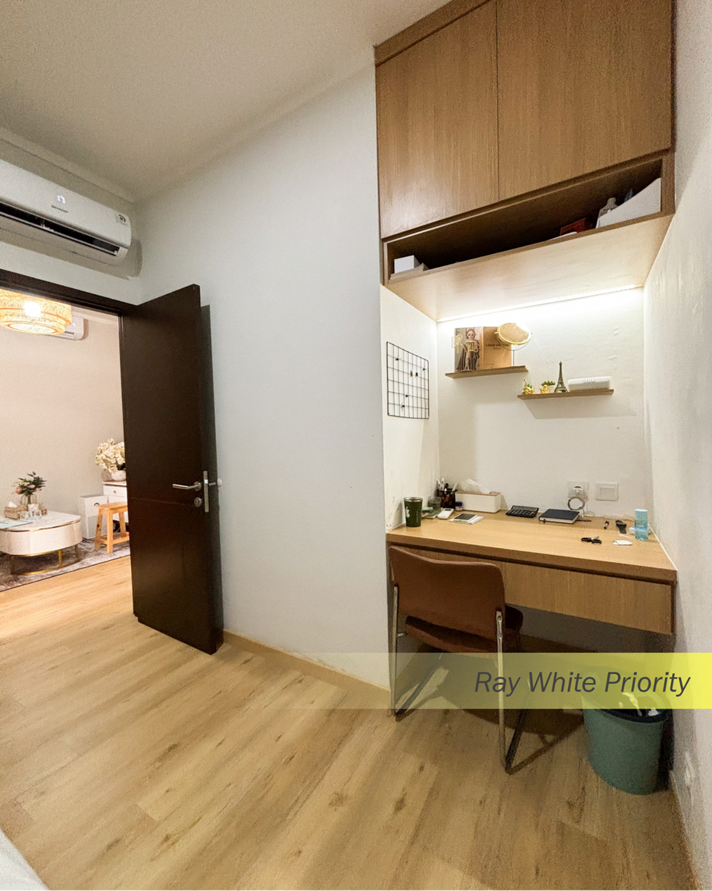 Rumah Minimalis Semi-Furnished di Cluster Fortune Height, Graha Raya Bintaro, Tangsel
