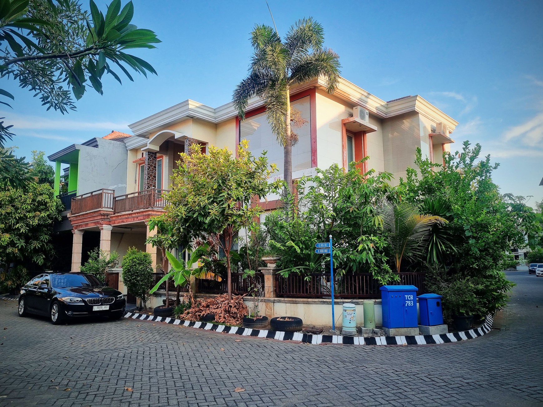 Rumah Hitung Tanah Area Cipete
