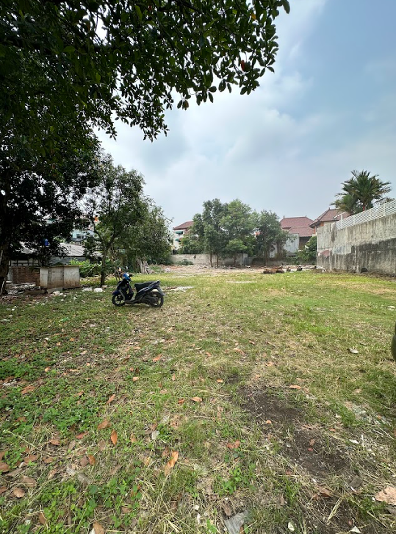 Tanah Kavling 1545 m2 Siap Bangun Di Cirendeu Ciputat Timur Tangerang Selatan Kawasan Perumahan dan Sekolah