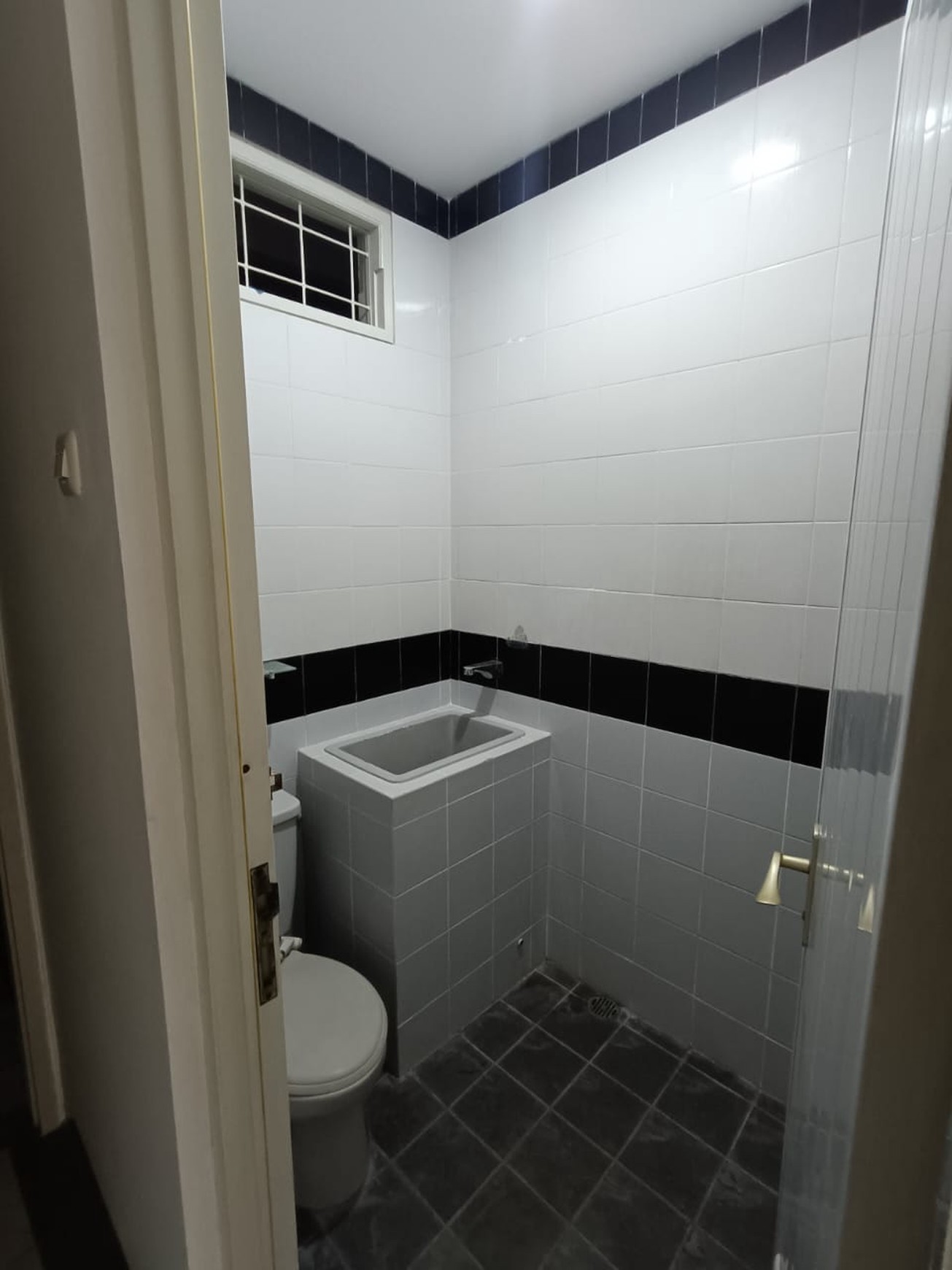 Rumah bagus, 2 lantai, rapih dan nyaman di Jurang Manggu