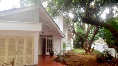 Dijual Cepat Rumah Hoek Hitung Kavling Tanah 540m2 Lokasi Strategis di Lebak Bulus Jakarta Selatan 5 menit tol dan mrt