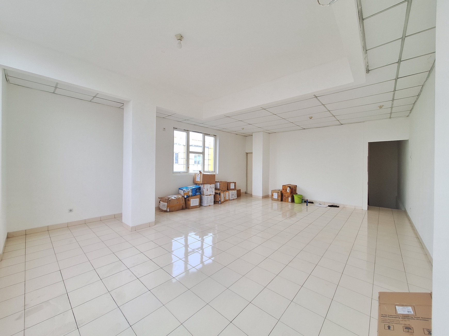 Jual Cepat Gandeng Hook Ruko Golden Boulevard BSD, Strategis, Lokasi Bagus, Siap Pakai