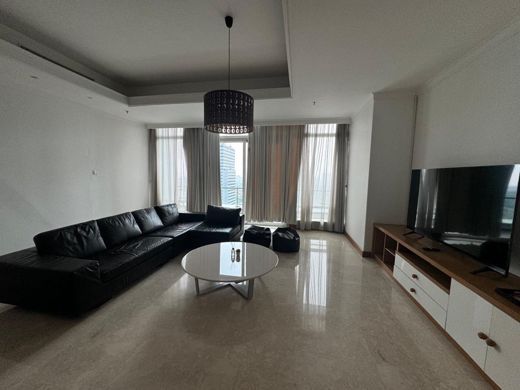 Dijual harga dan view yang bagus Apartemen Kempinski Residence 3BR Jakarta Pusat