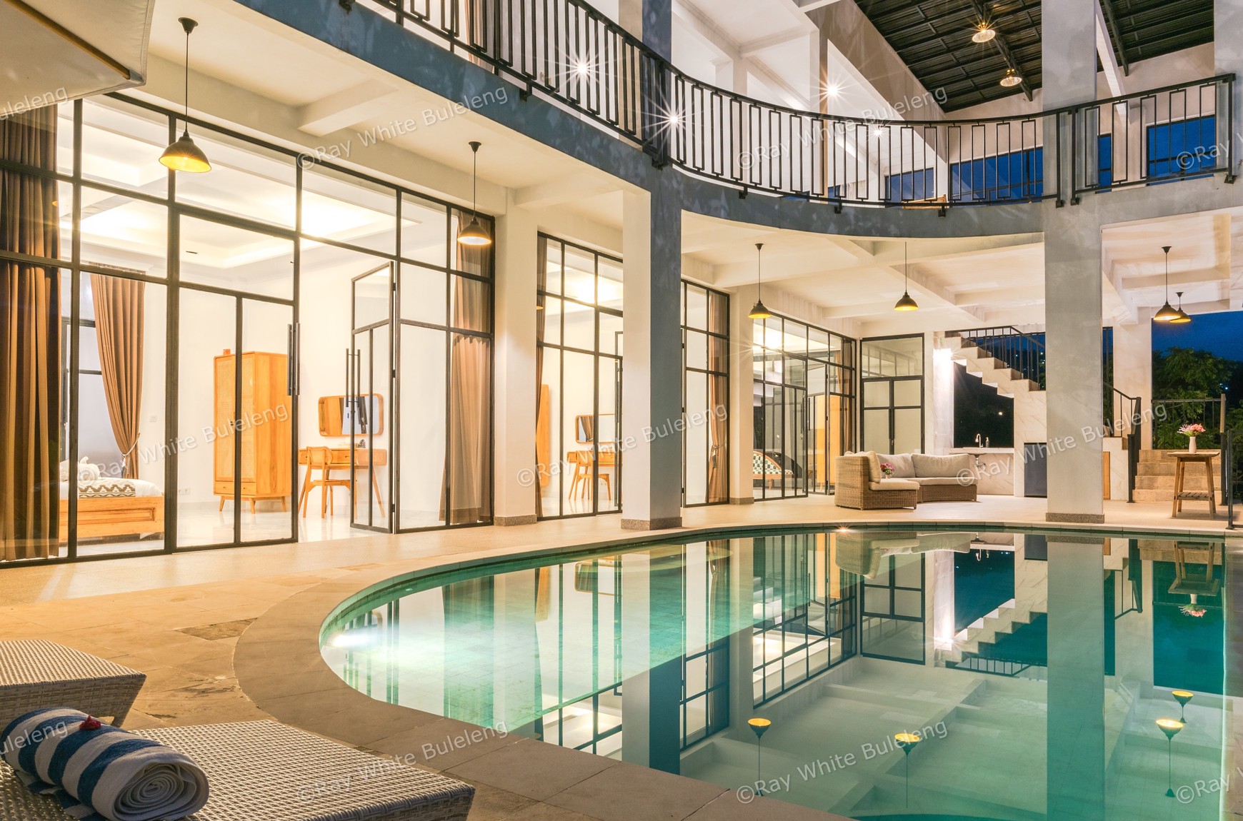 Exclusive Villa With Exquisite Ocean View In Lovina