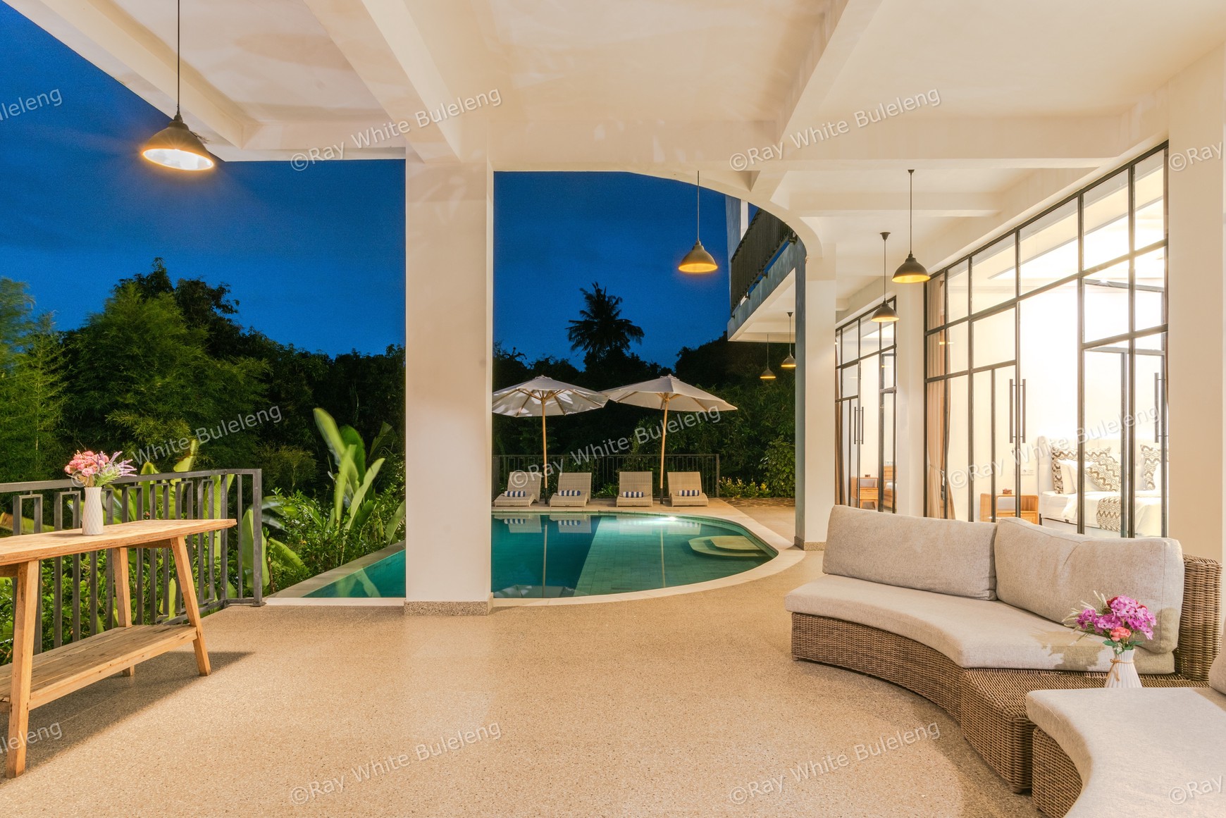 Exclusive Villa With Exquisite Ocean View In Lovina