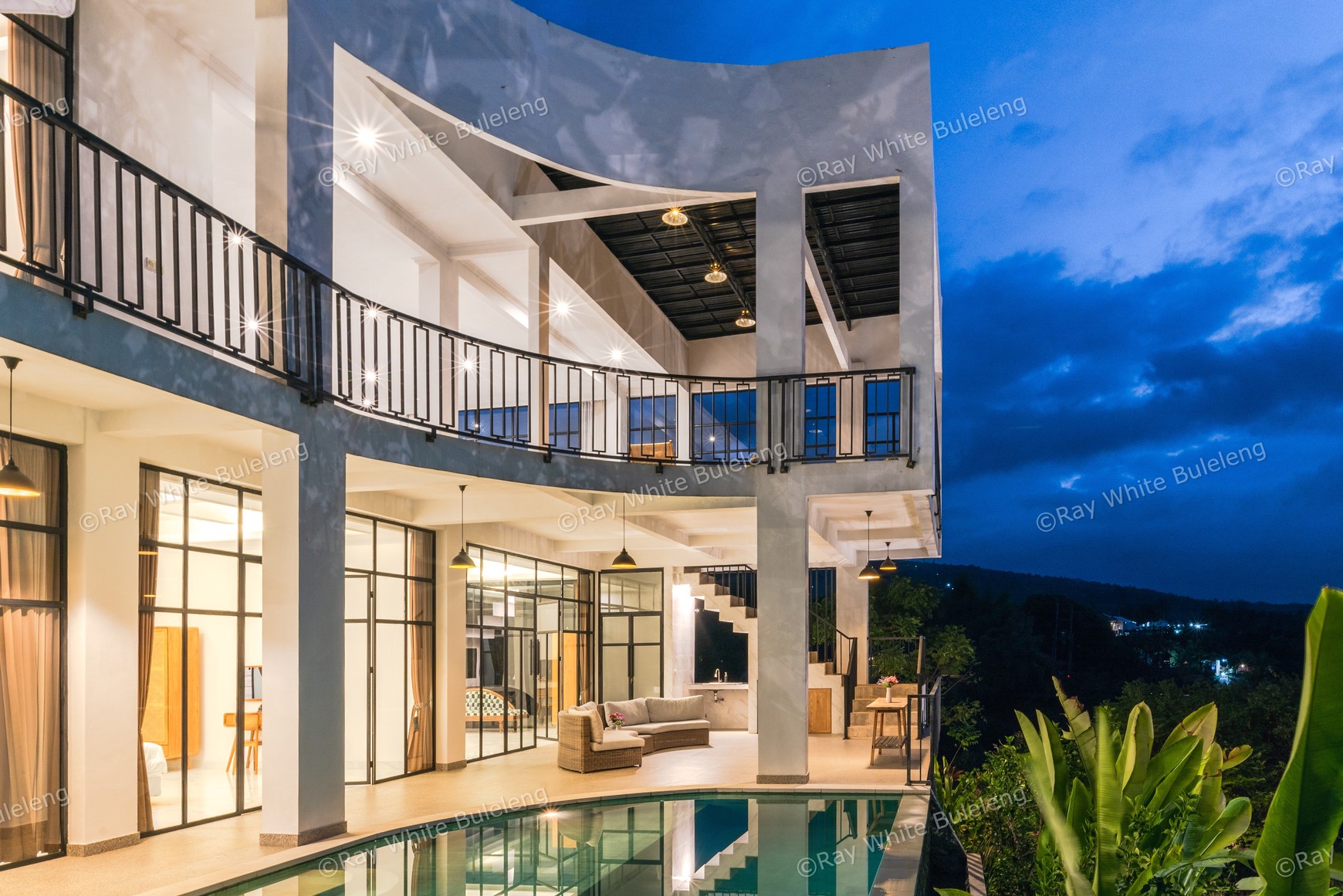 Exclusive Villa With Exquisite Ocean View In Lovina