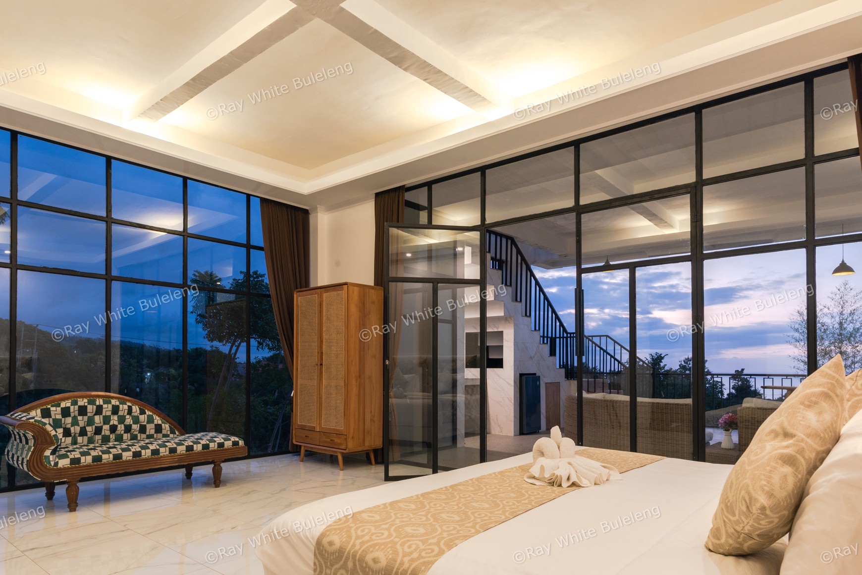 Exclusive Villa With Exquisite Ocean View In Lovina