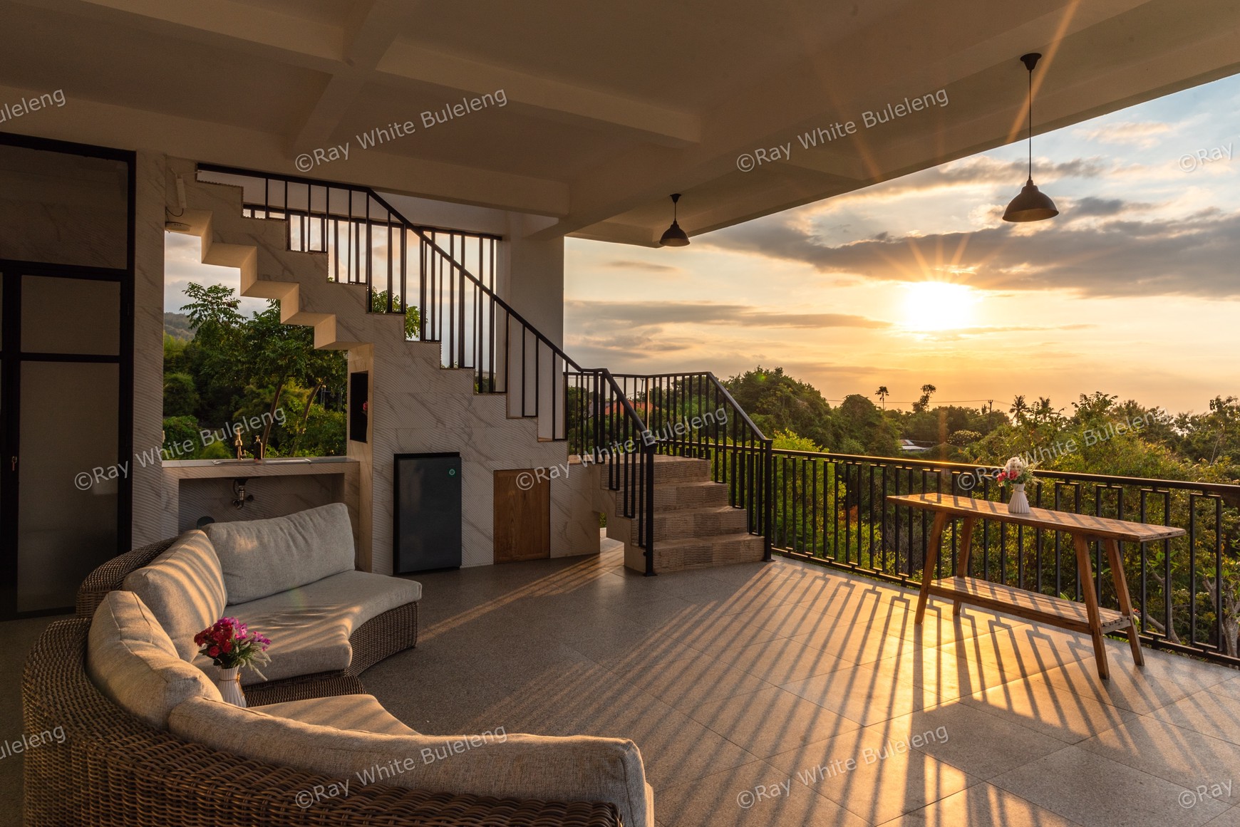 Exclusive Villa With Exquisite Ocean View In Lovina
