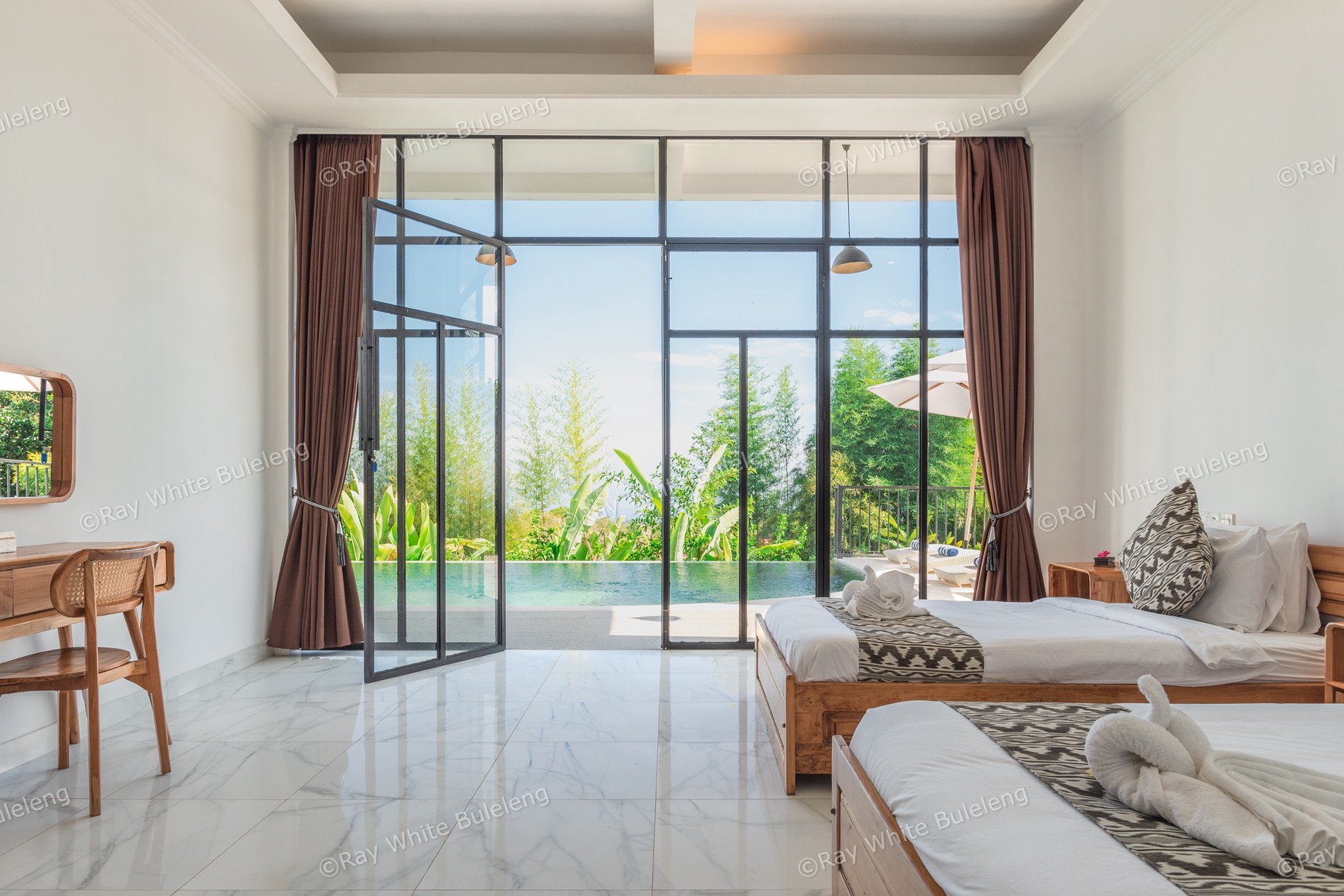 Exclusive Villa With Exquisite Ocean View In Lovina