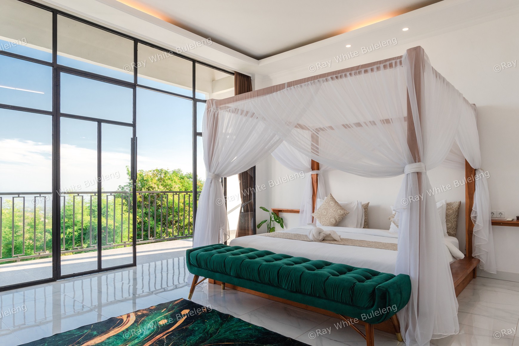 Exclusive Villa With Exquisite Ocean View In Lovina