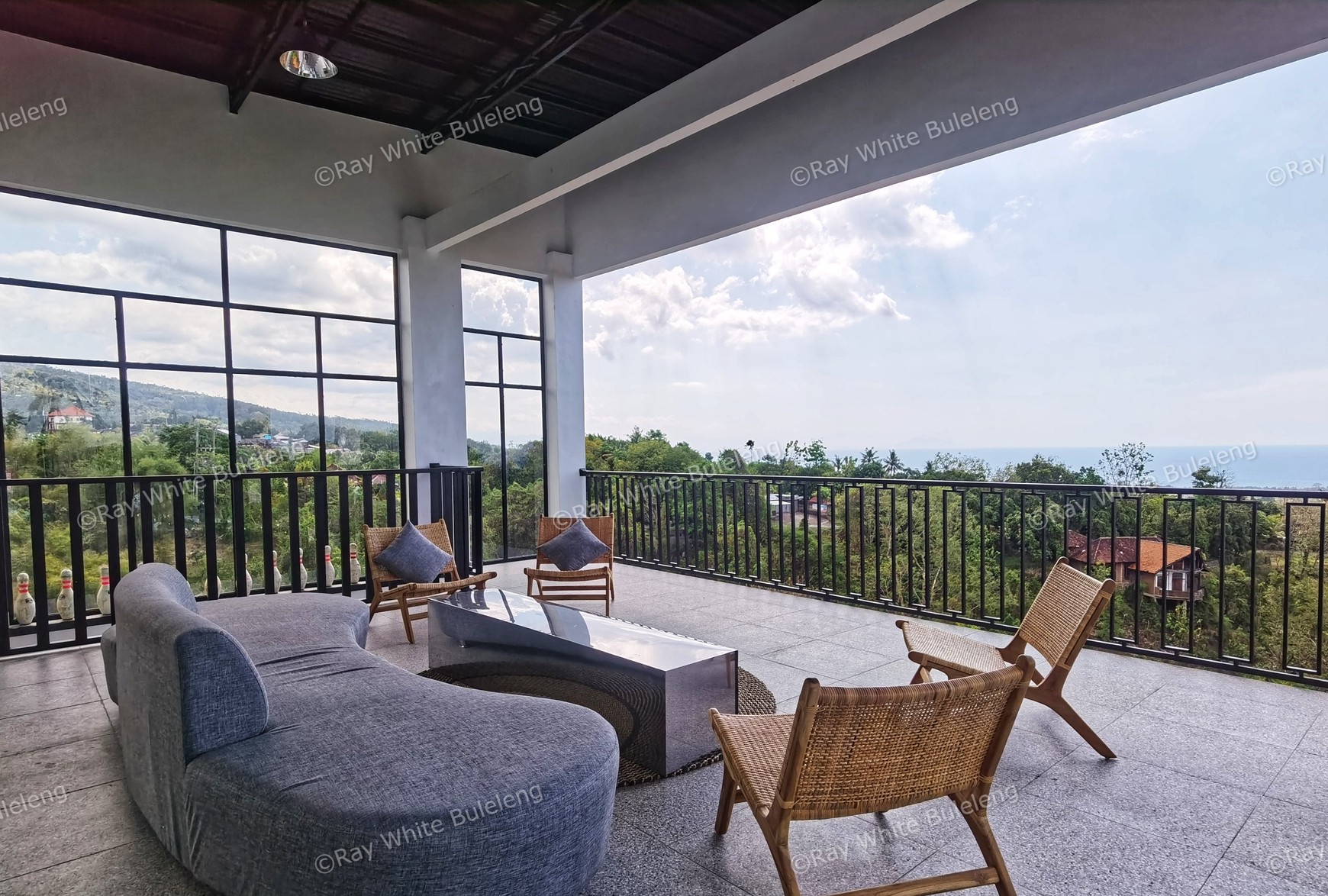 Exclusive Villa With Exquisite Ocean View In Lovina