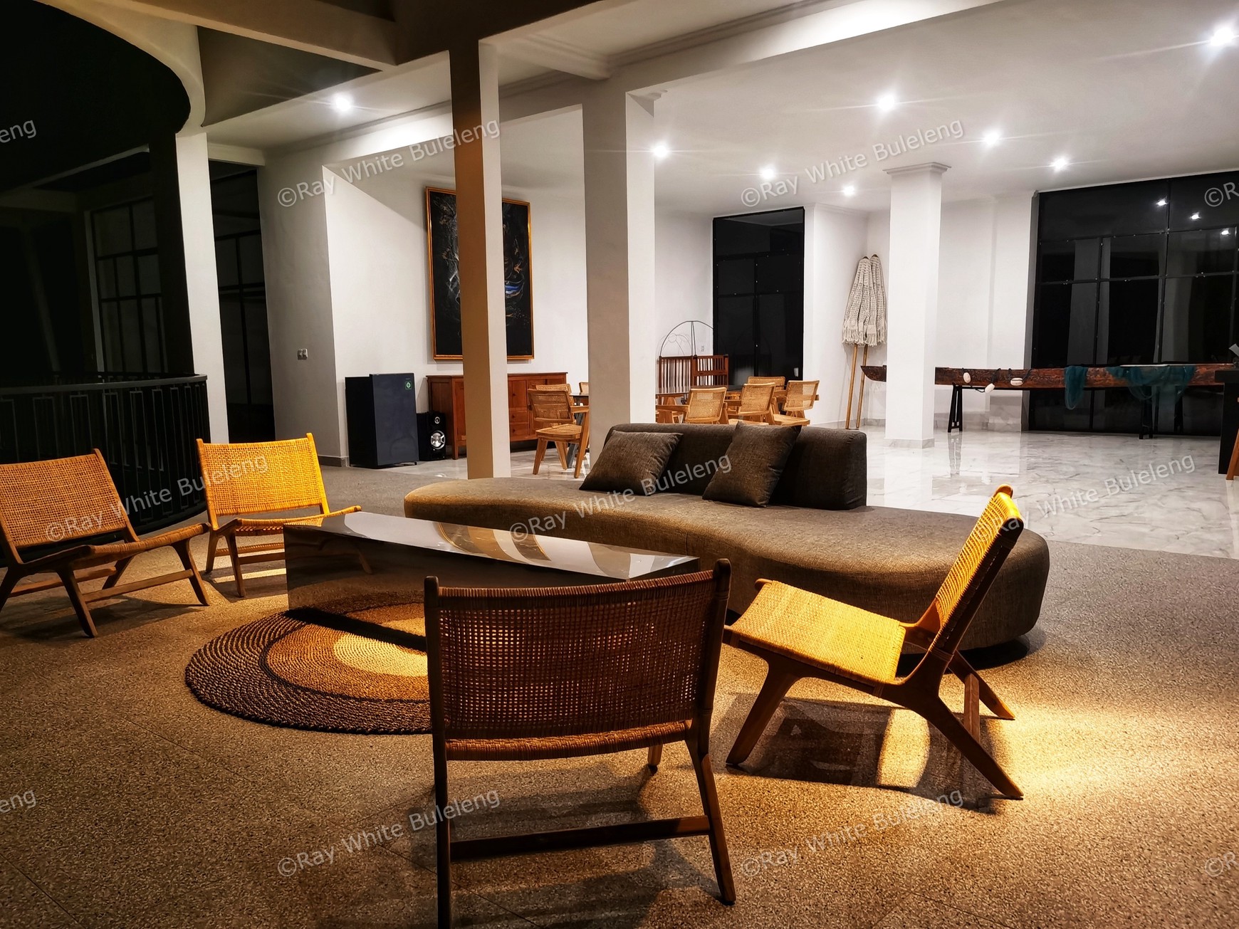 Exclusive Villa With Exquisite Ocean View In Lovina