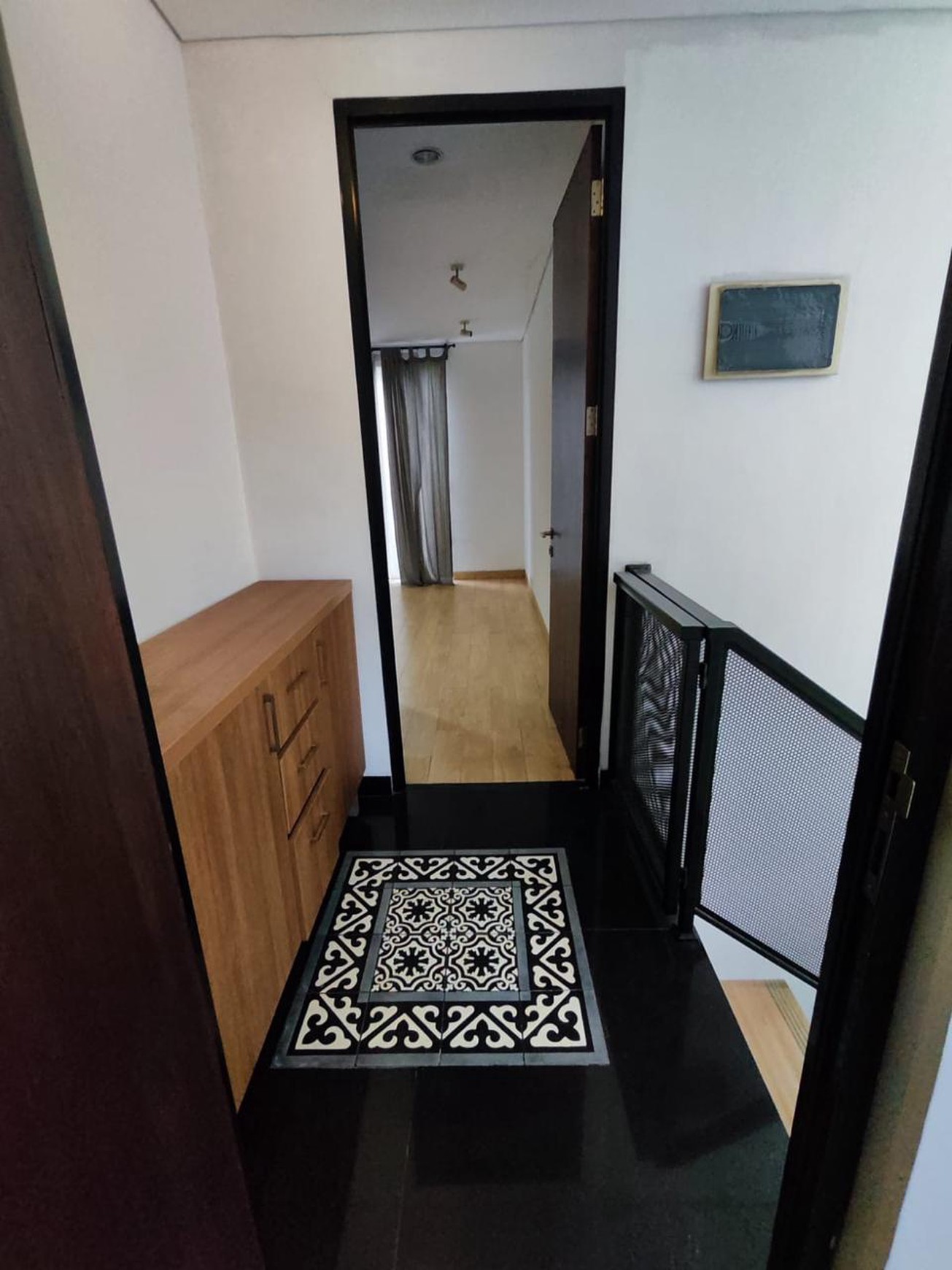 Rumah bagus, Cantik, Dalam cluster kemanan 24 Jam di Serua- Ciputat