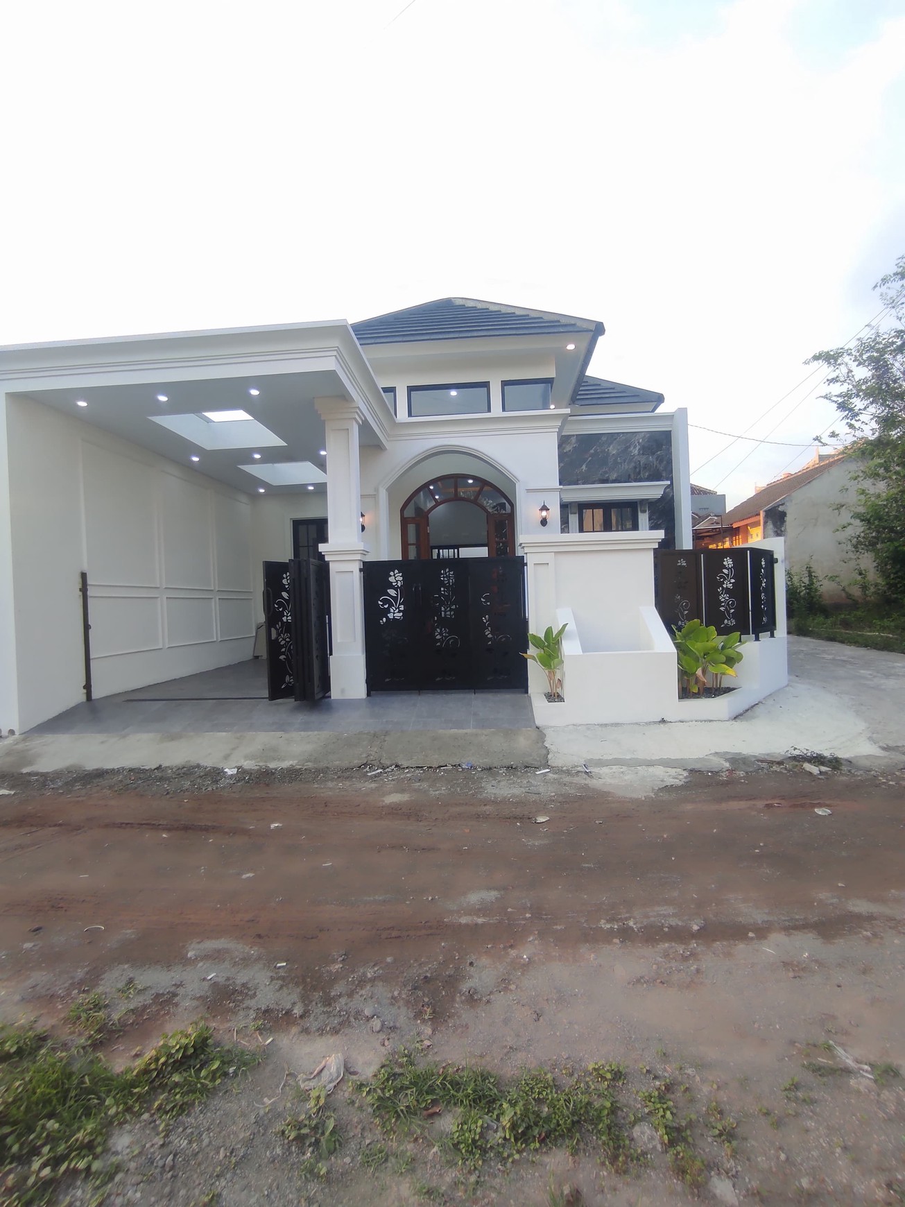 Rumah Baru Siap Huni Lokasi Dekat Kampus UII Ngaglik Sleman.