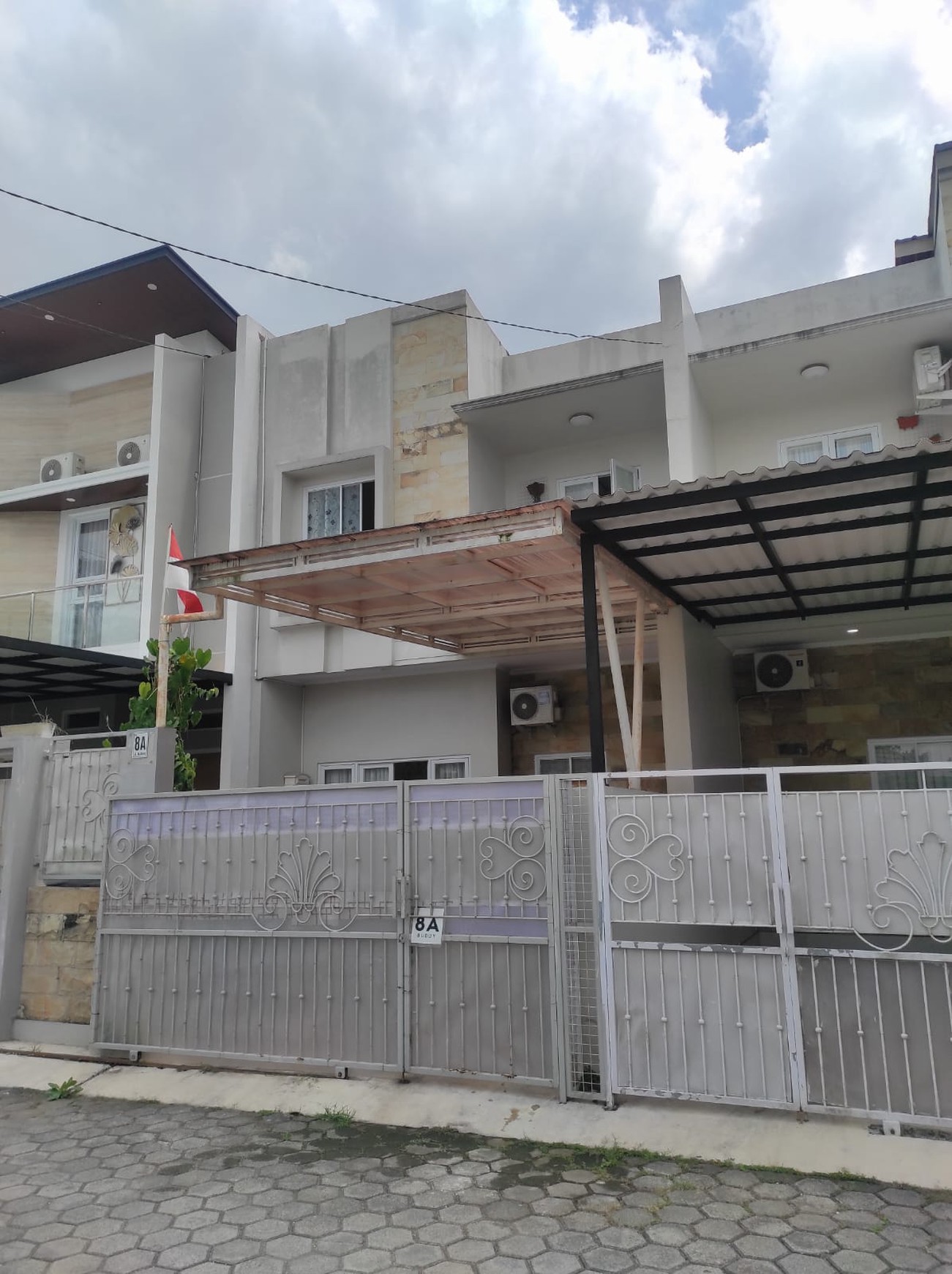 Rumah 2 Lantai Lokasi di Daerah Donoharjo Ngaglik Sleman. 