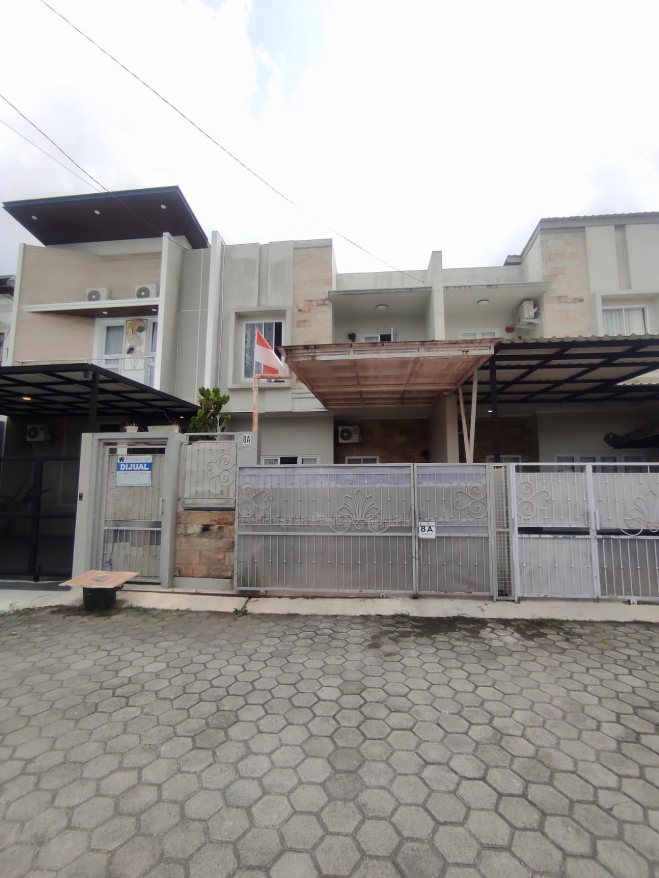 Rumah 2 Lantai Lokasi di Daerah Donoharjo Ngaglik Sleman. 