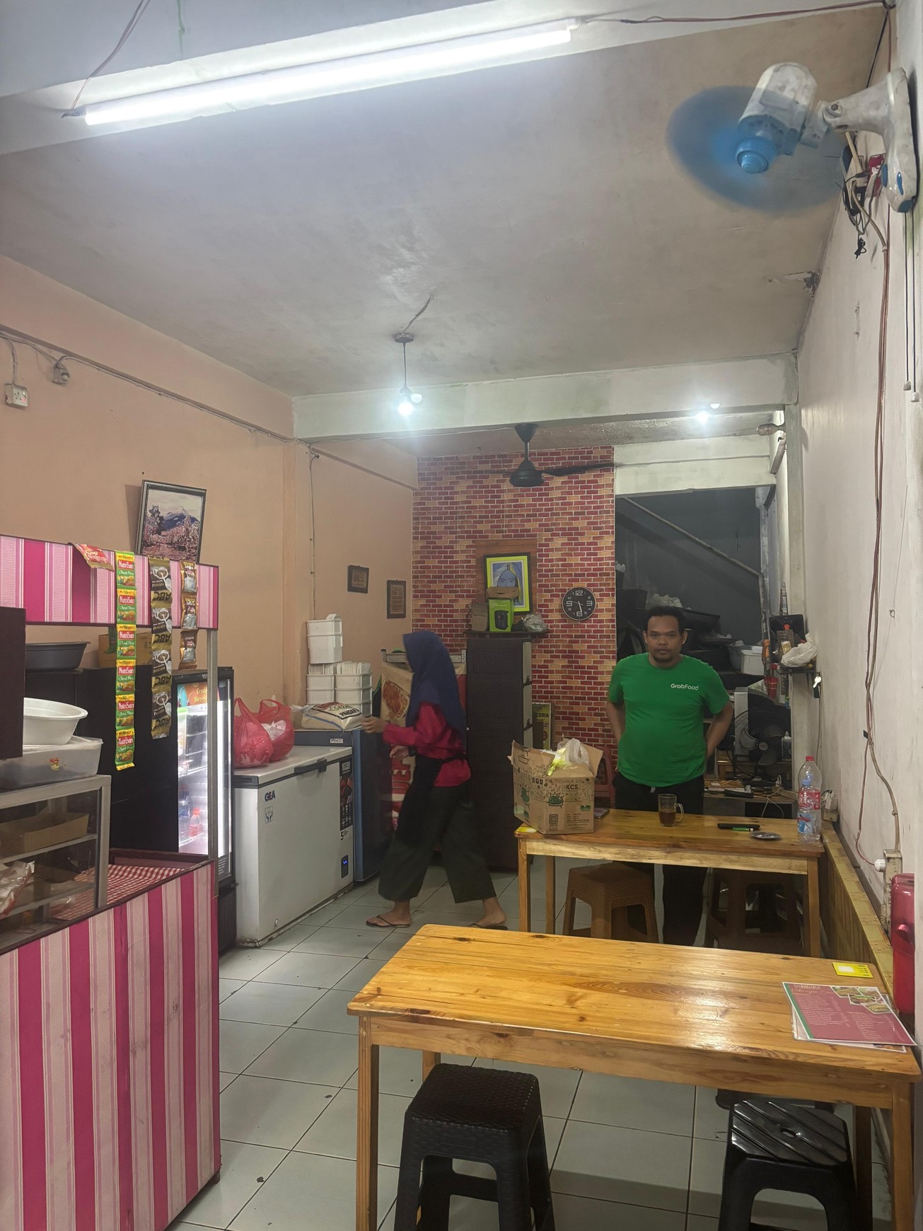 Disewakan Ruko 2 Lantai di Margonda Raya