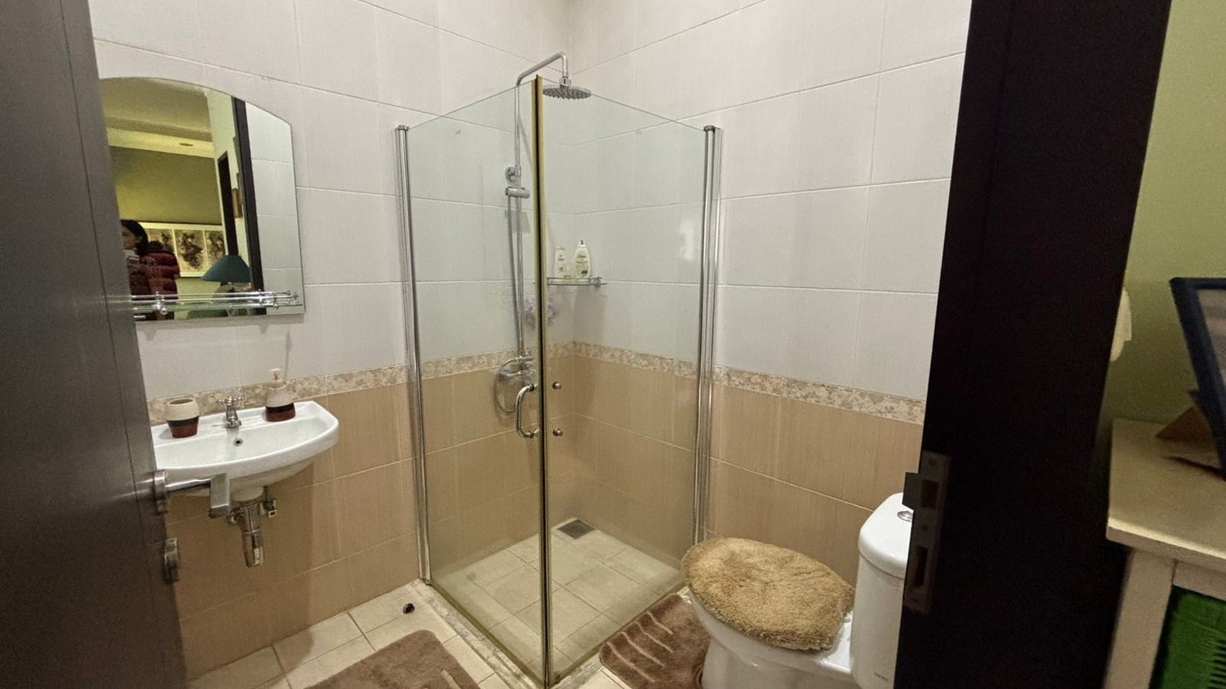 Rumah 2 Lantai Dijual Lokasi Pejaten Jaksel