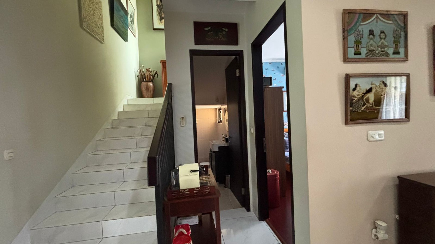 Rumah 2 Lantai Dijual Lokasi Pejaten Jaksel
