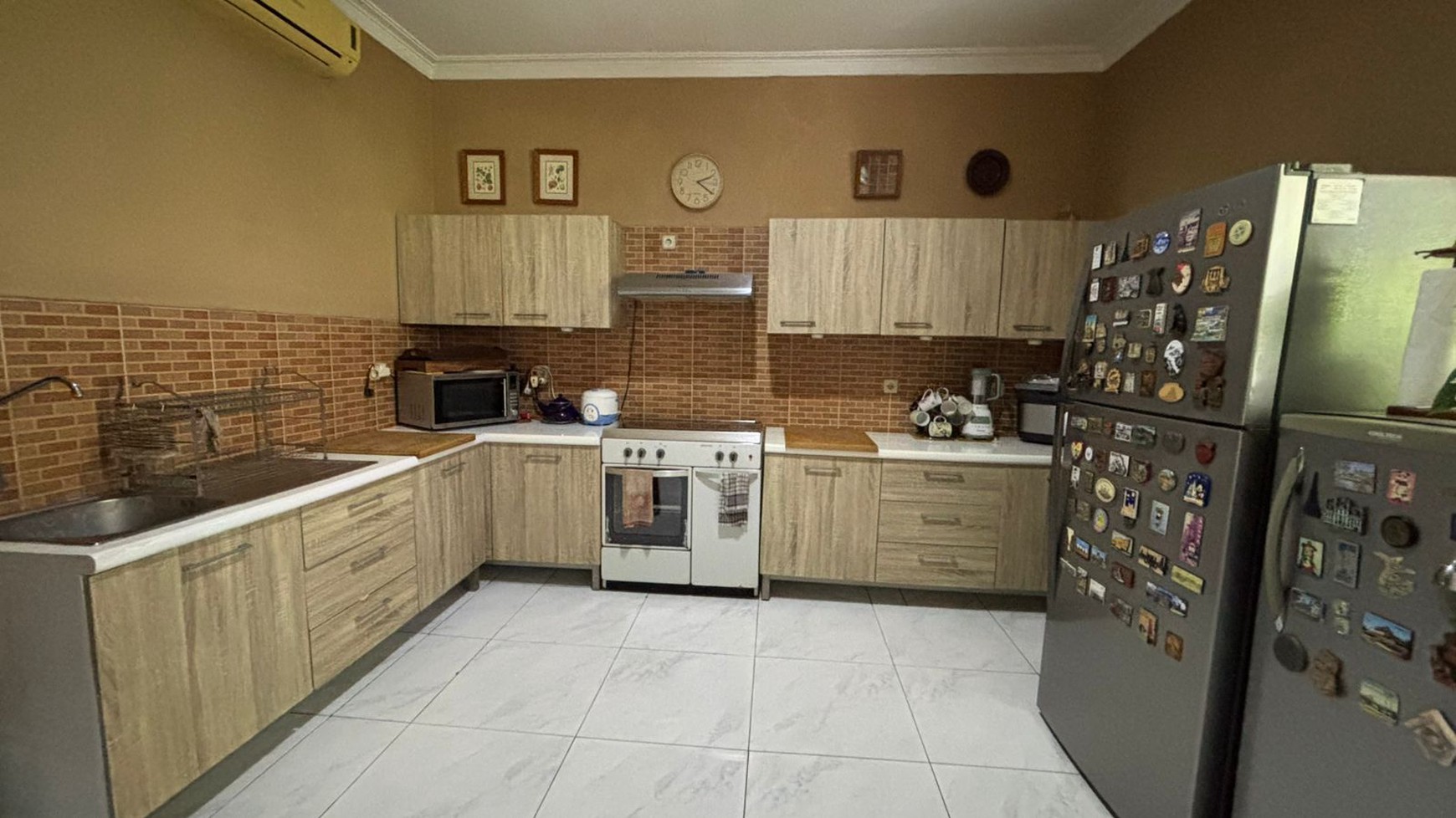 Rumah 2 Lantai Dijual Lokasi Pejaten Jaksel