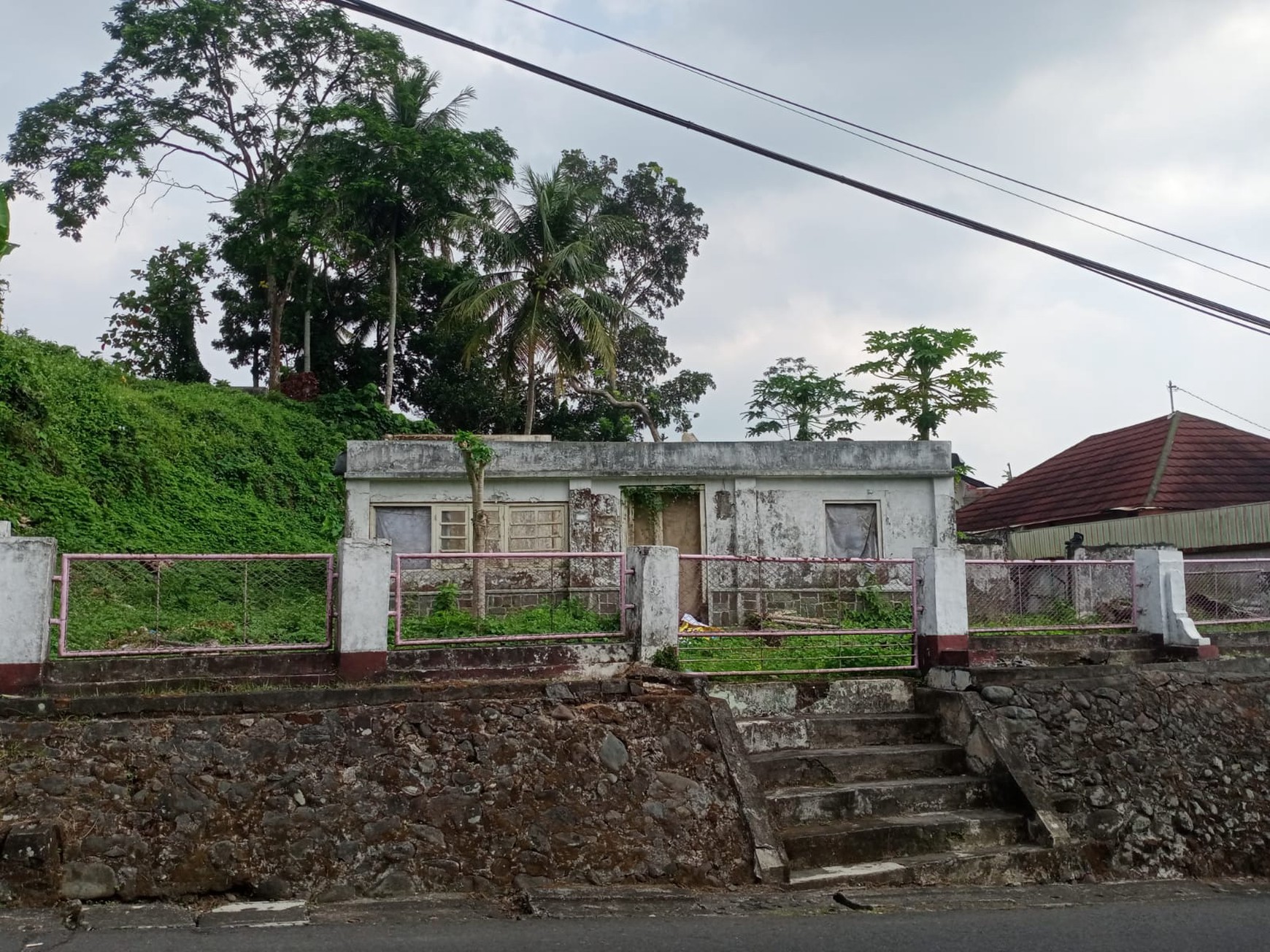 Tanah 670 Meter Pesegi Lokasi Tengah Kota Dekat Alun-Alun Magelang