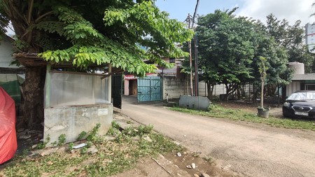 Rumah untuk Kos Kosan Lokasi Strategis di Mampang Prapatan dekat Trans TV